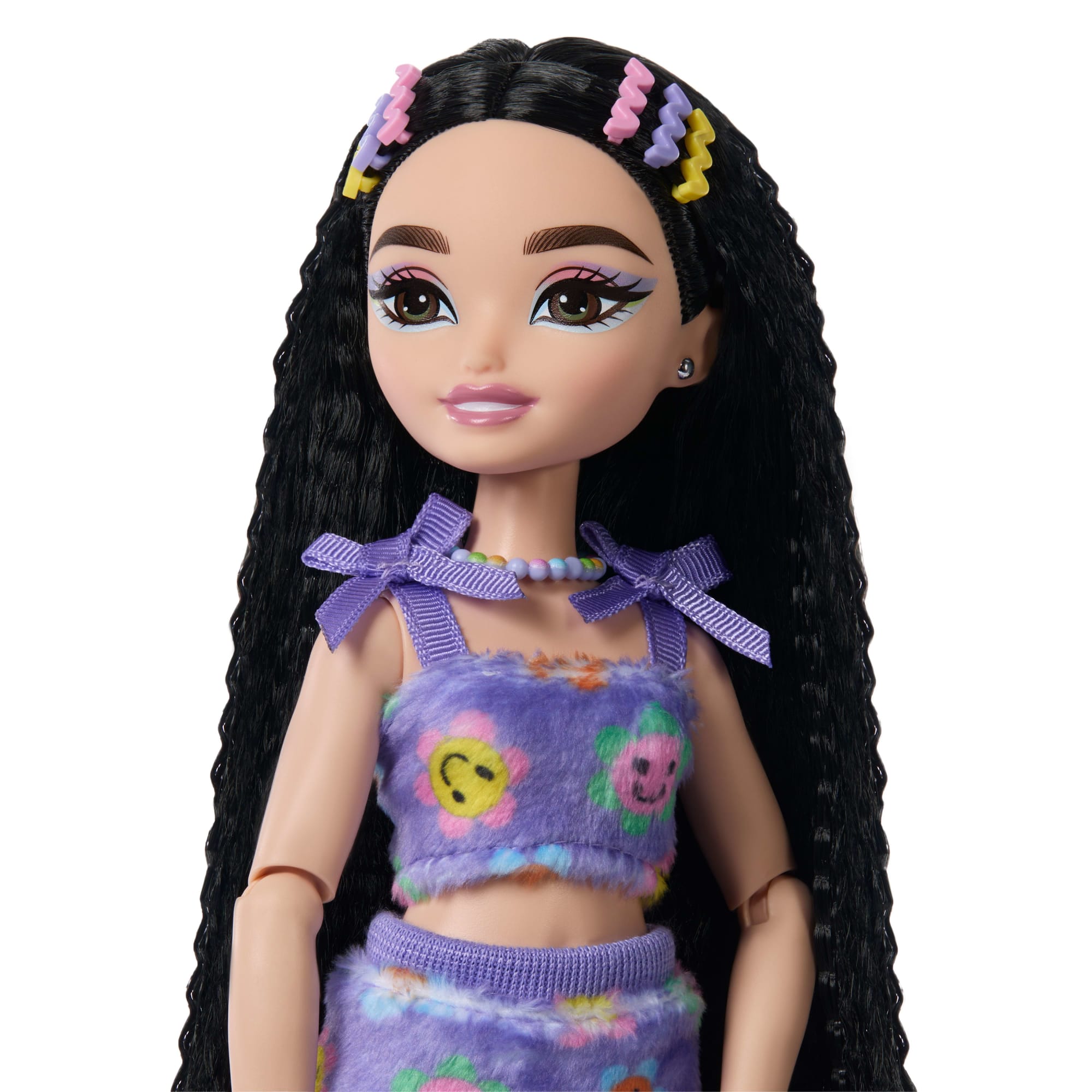 Dream Besties Barbie Renee Roller Skating Fashion Doll With 12 Video & Food Themed Accessories - Image 3