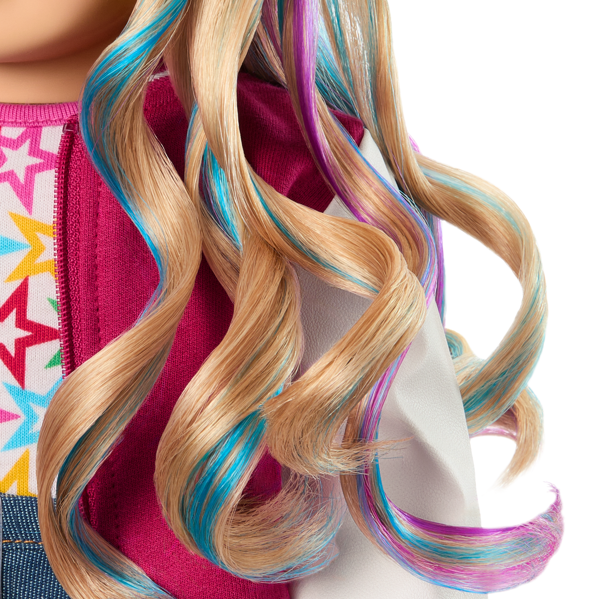 Truly Me™ 18-inch Doll #110 with wavy blonde hair - Image 6
