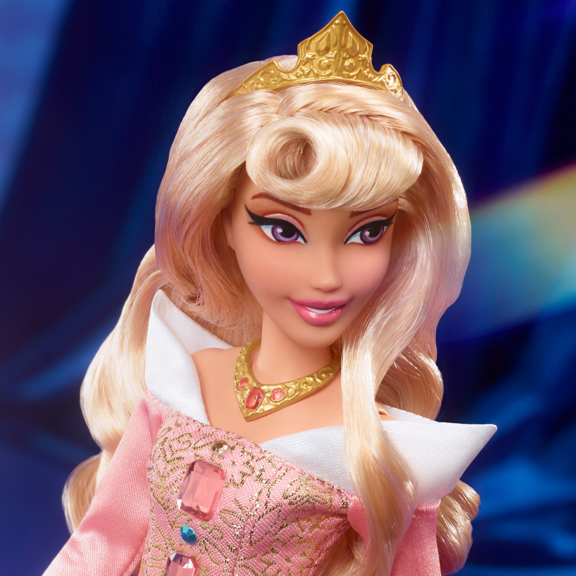 Disney Collector Radiance Collection Aurora Doll - Image 5