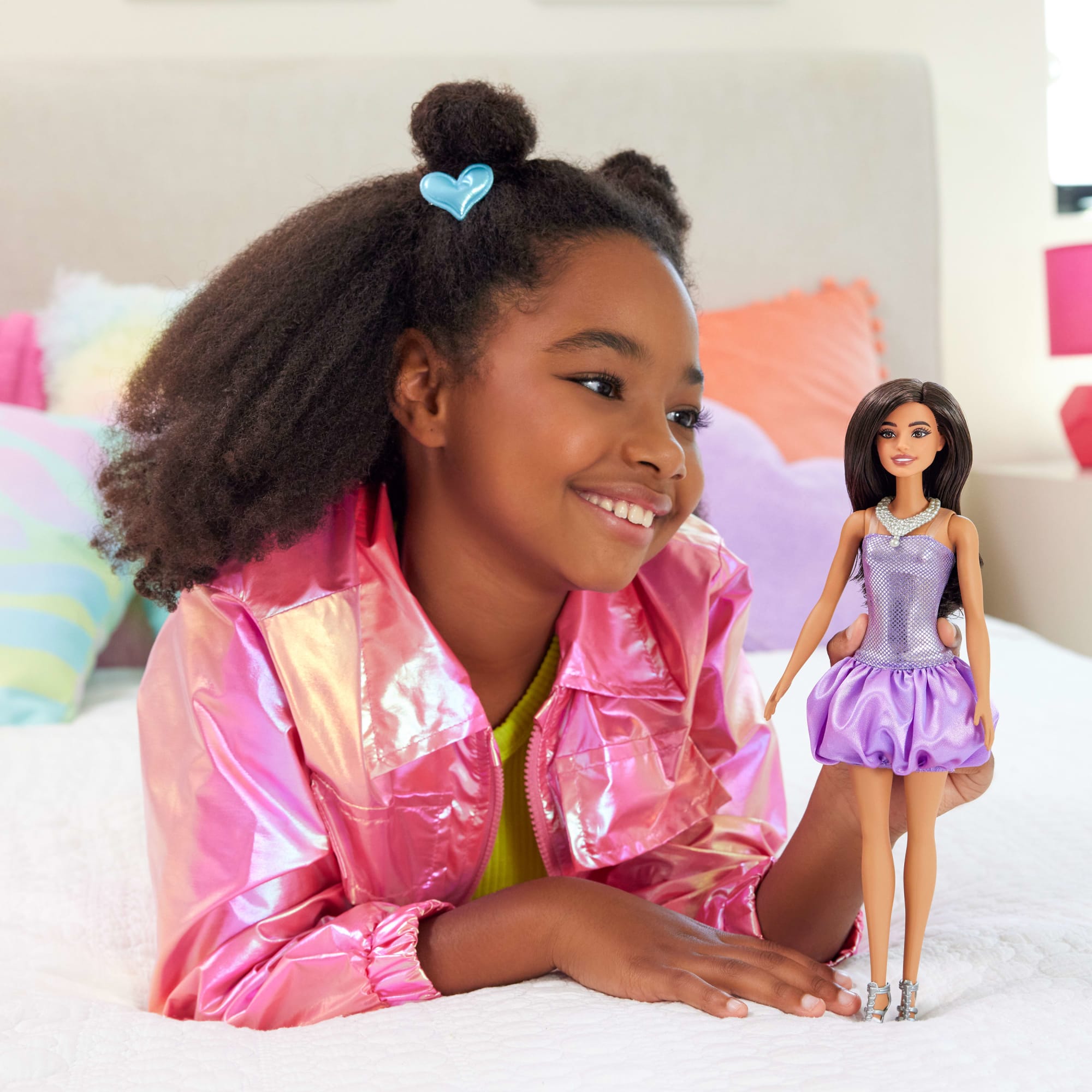 Barbie Fashionista Boneca Vestido Roxo e Colar - Image 2