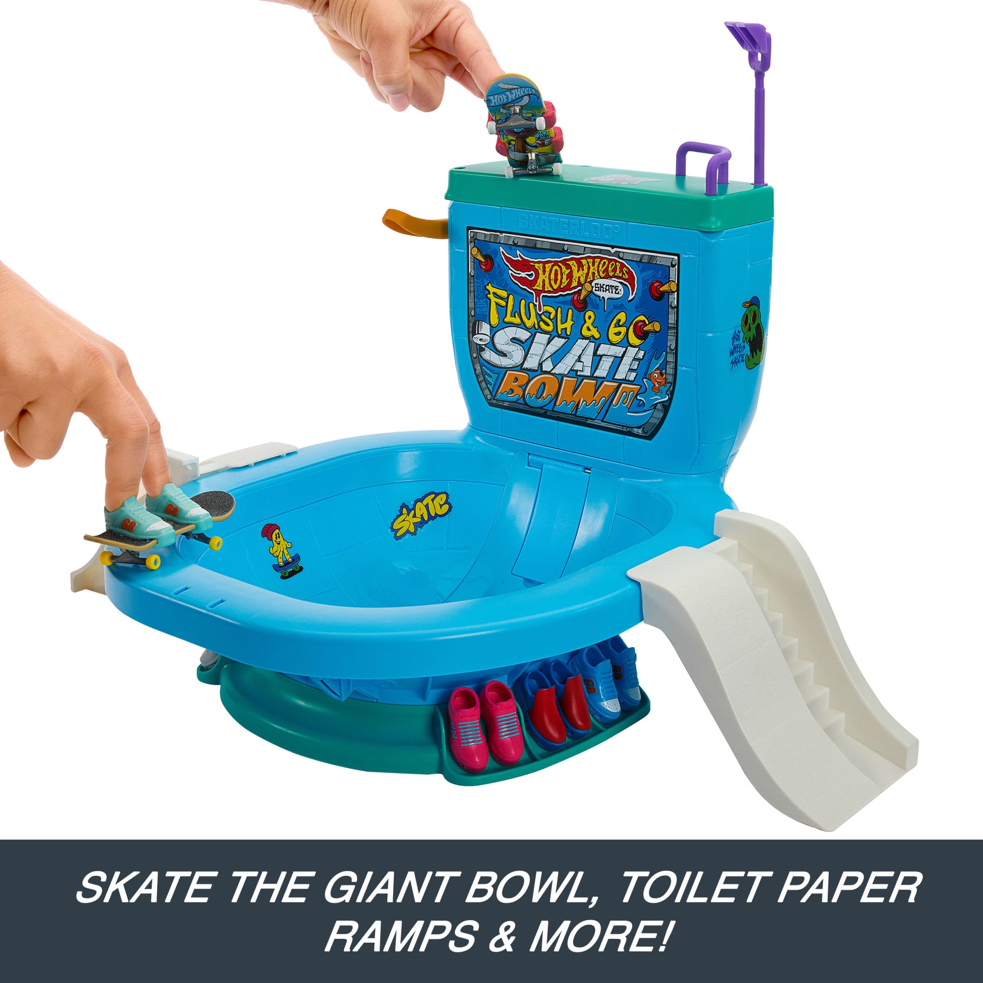 Hot Wheels Skate Flush & Go Skate Bowl Fingerboard Set With 1 Exclusive Board & Pair Of Removable Skate Shoes - Image 3