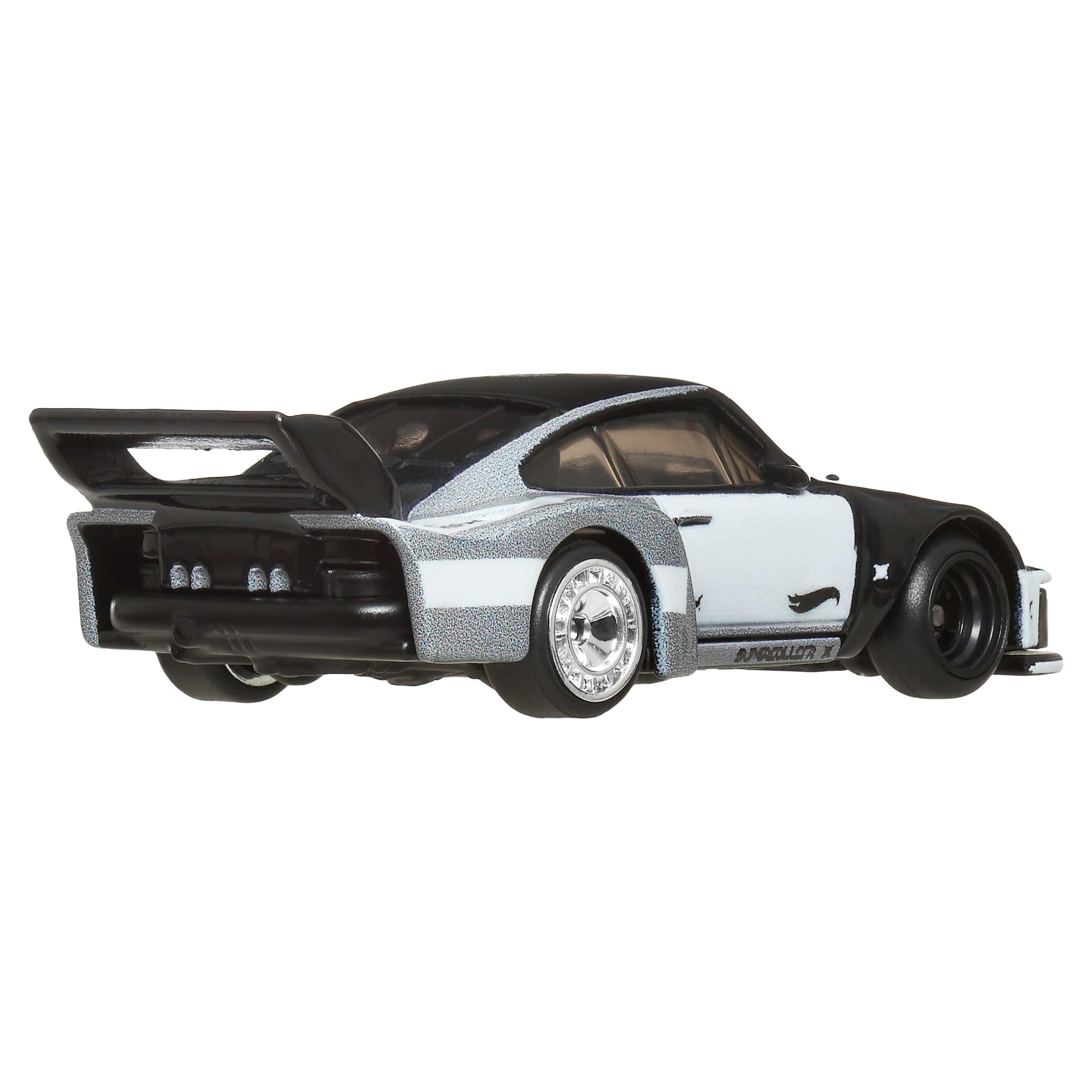 Hot Wheels Boulevard Porsche 935 Vehicle - Image 4