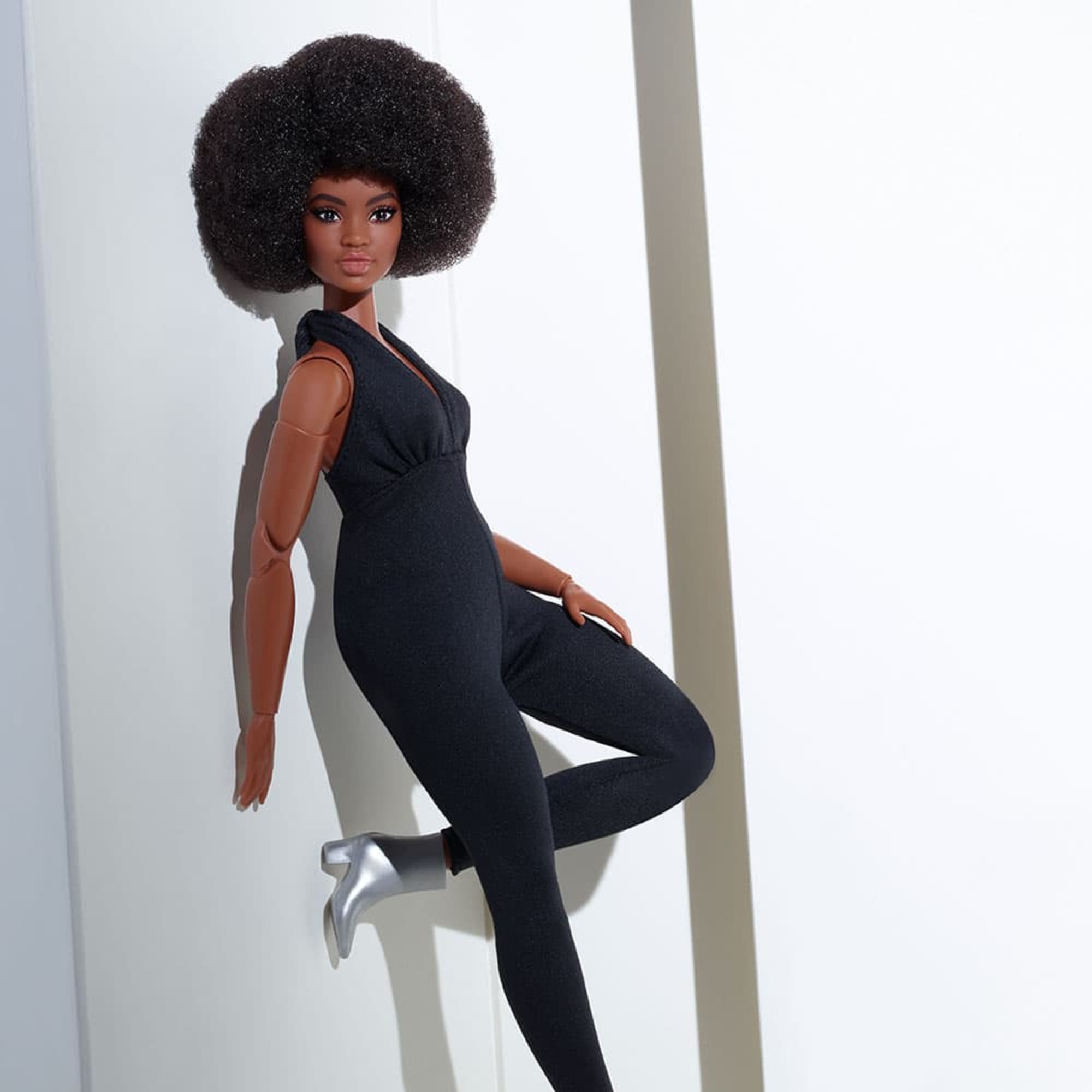 Barbie Looks Doll (Curvy. Brunette) - Image 6