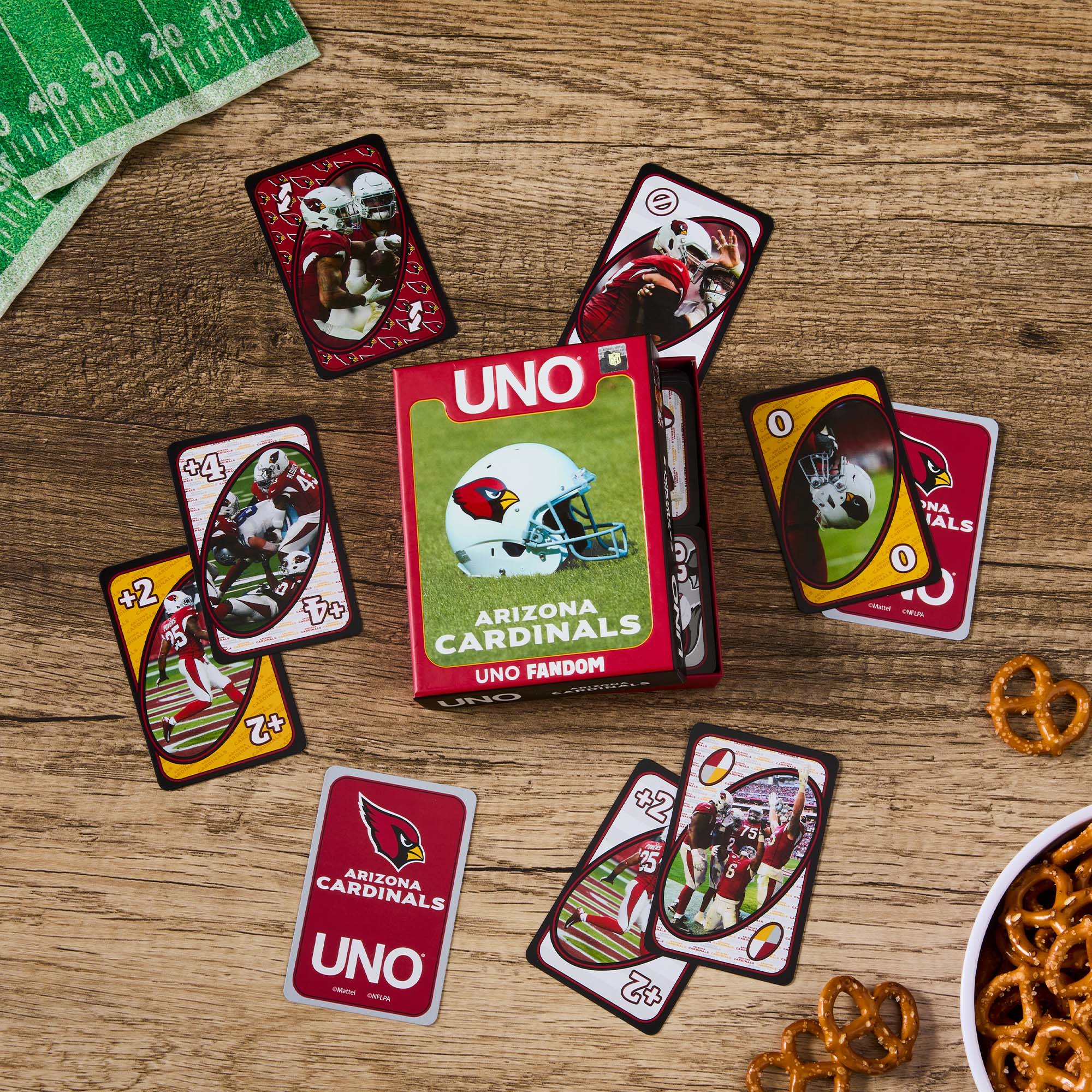 UNO Fandom NFL Arizona Cardinals Game Deck - Image 3