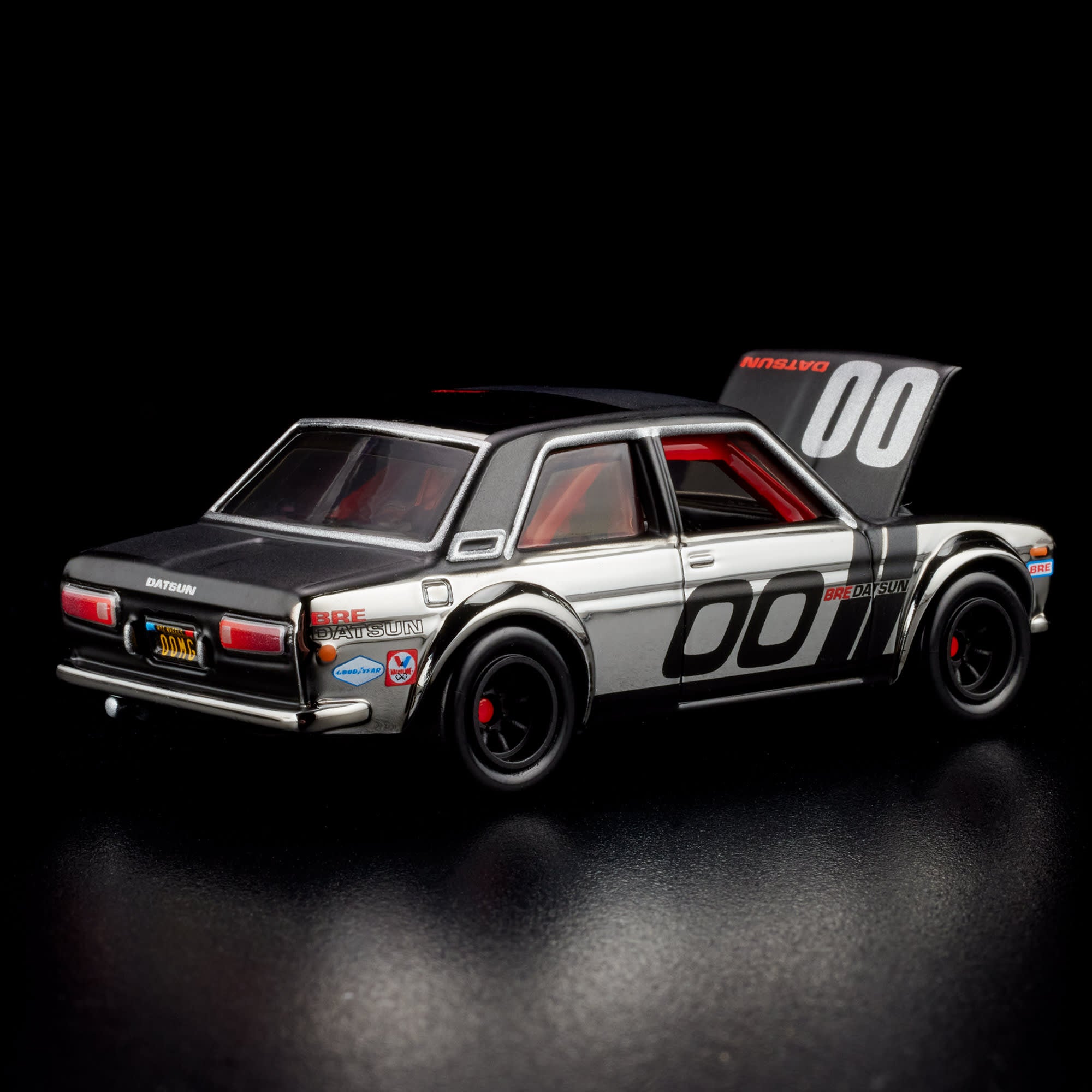 Hot Wheels RLC '71 Datsun 510 - Image 4