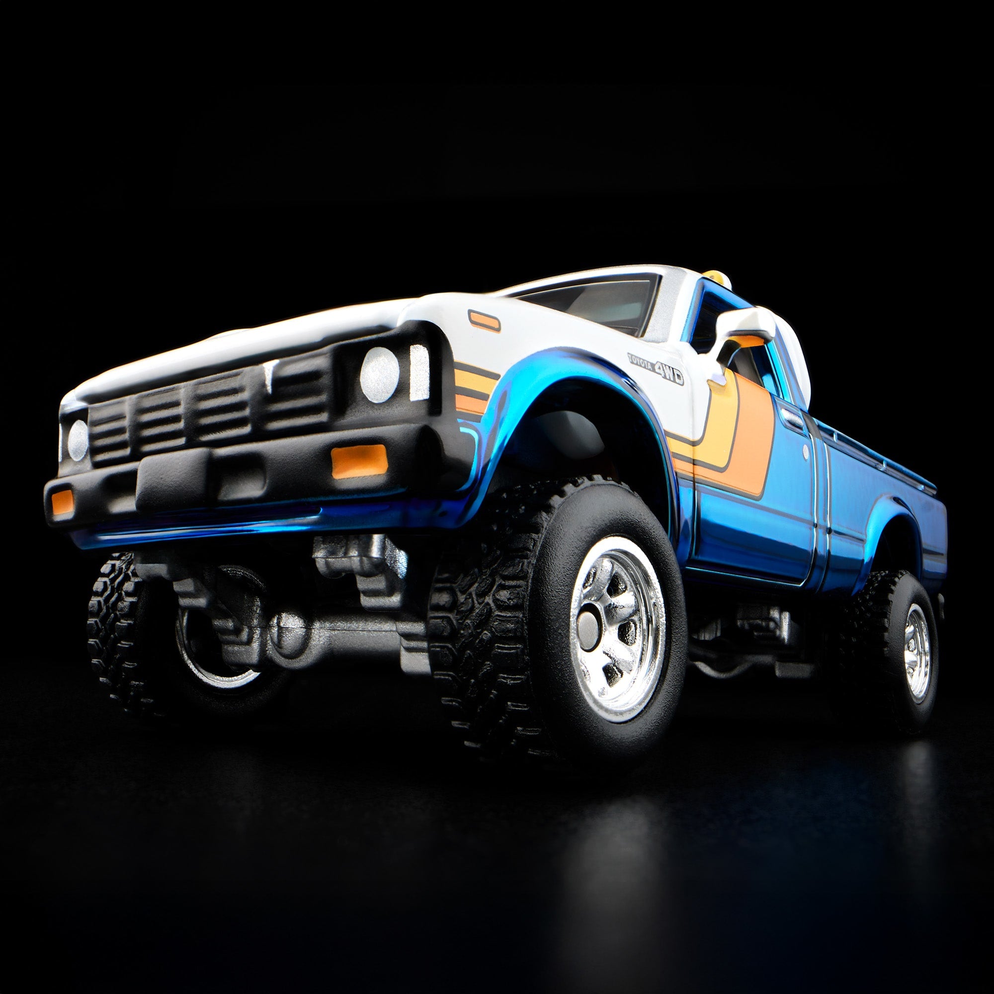 Hot Wheels RLC Exclusive '81 Toyota SR5 4WD - Image 15