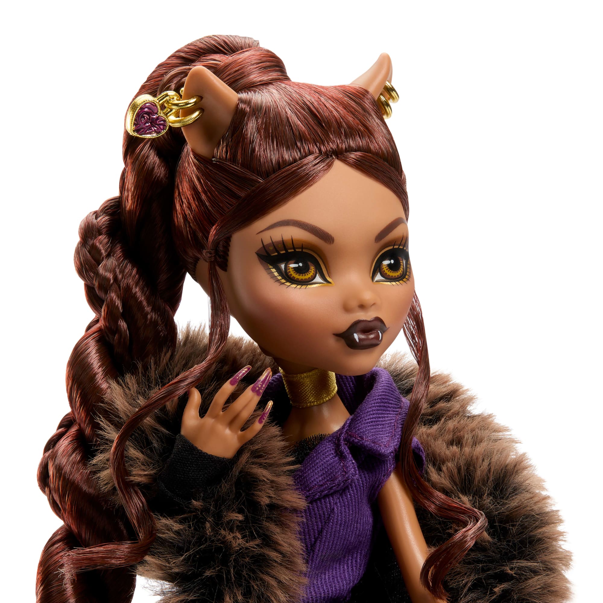 Monster High Clawdeen Wolf House Of Wolf Doll in High Fashion Coat With Premium Accessories - Image 3