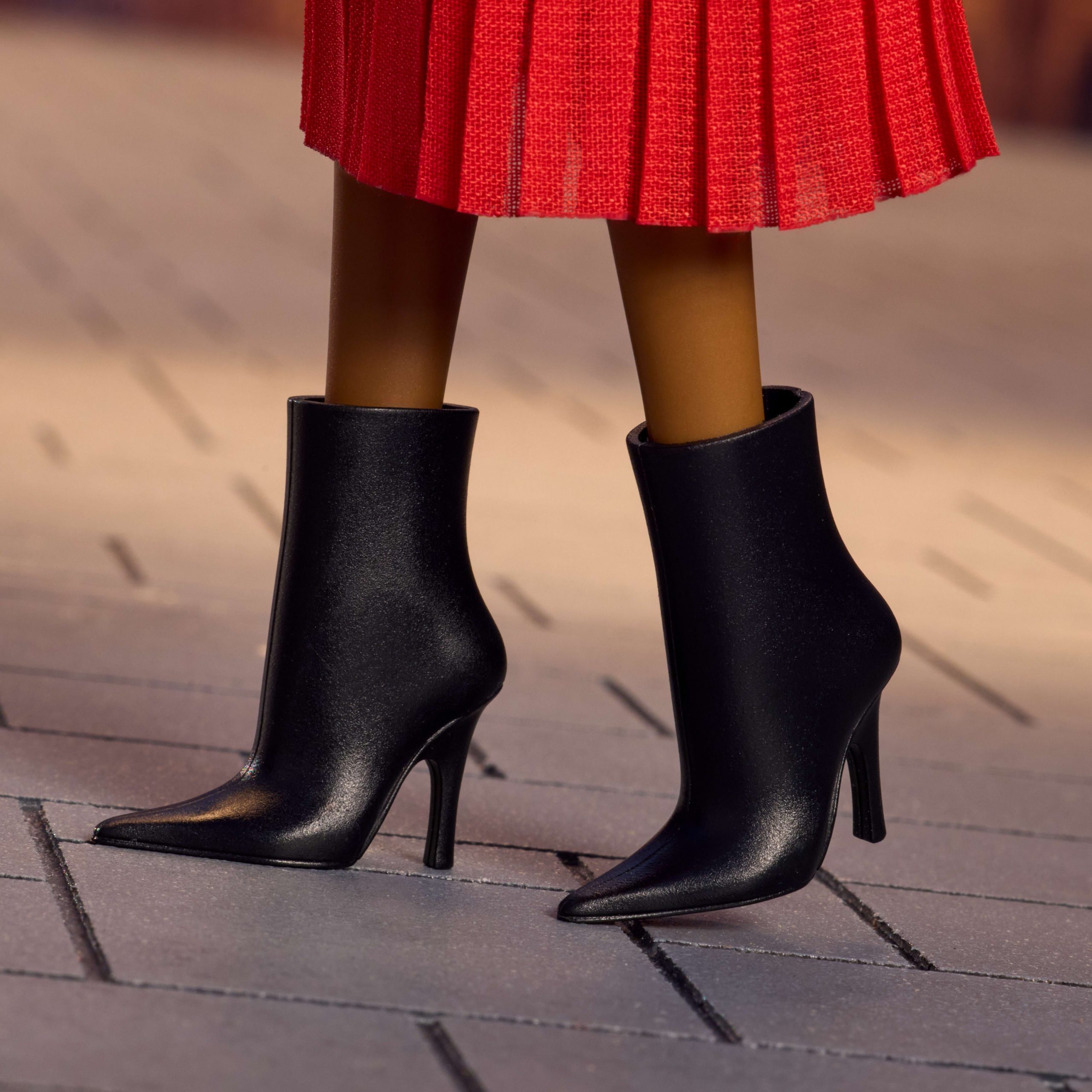 Barbie Signature @Barbiestyle Brooklyn Milan Fashion Week Doll - Image 6