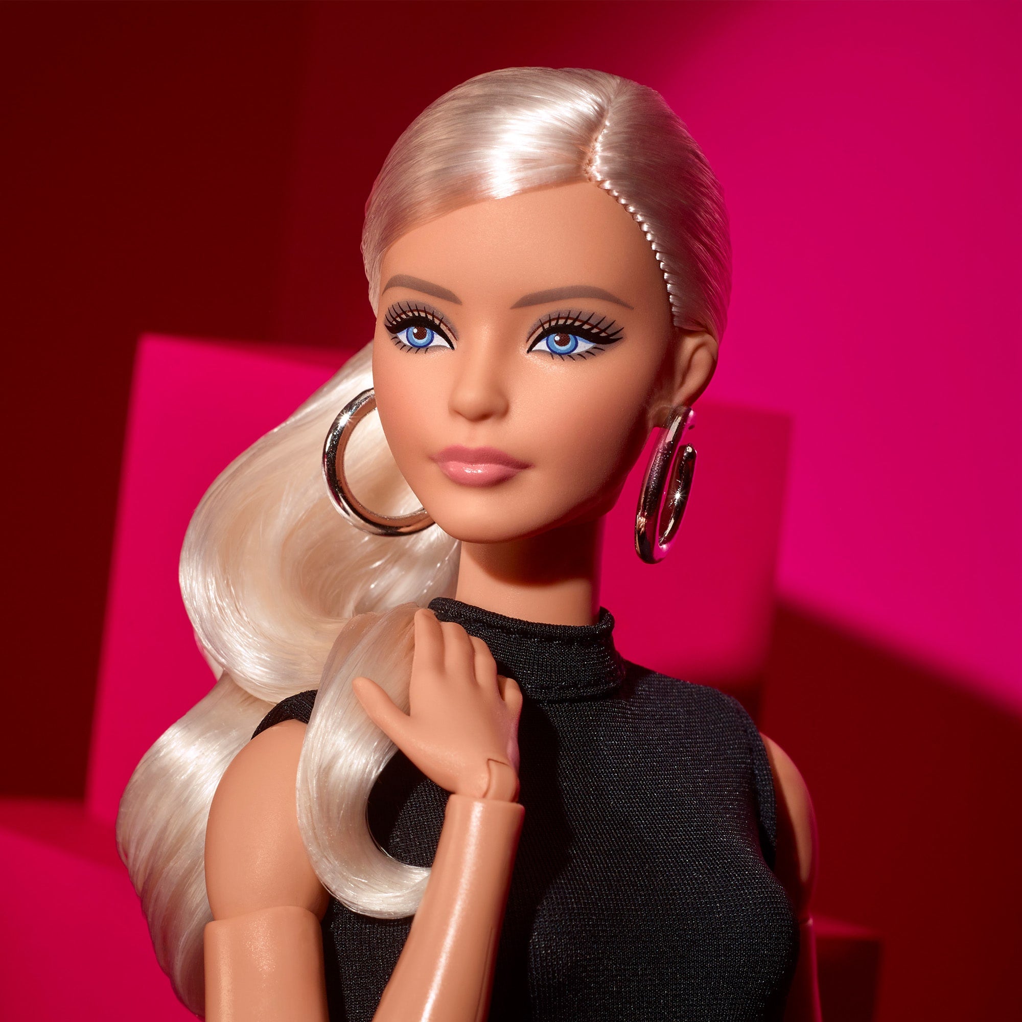 Barbie Basics 2025 Series 1. Doll 2 - Image 4