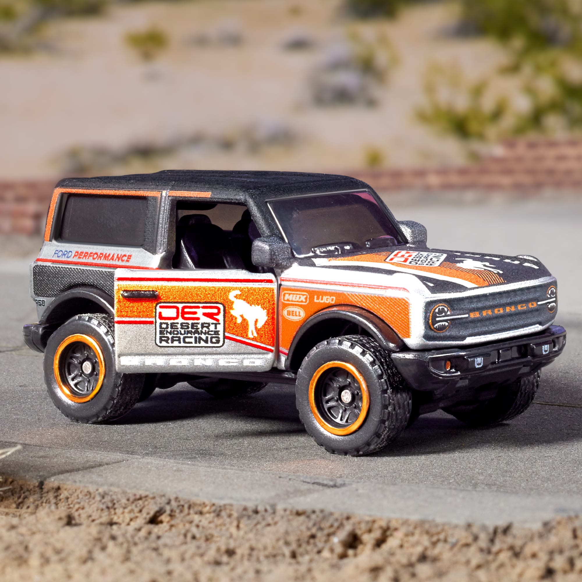 Matchbox 2021 Ford Bronco - Image 3