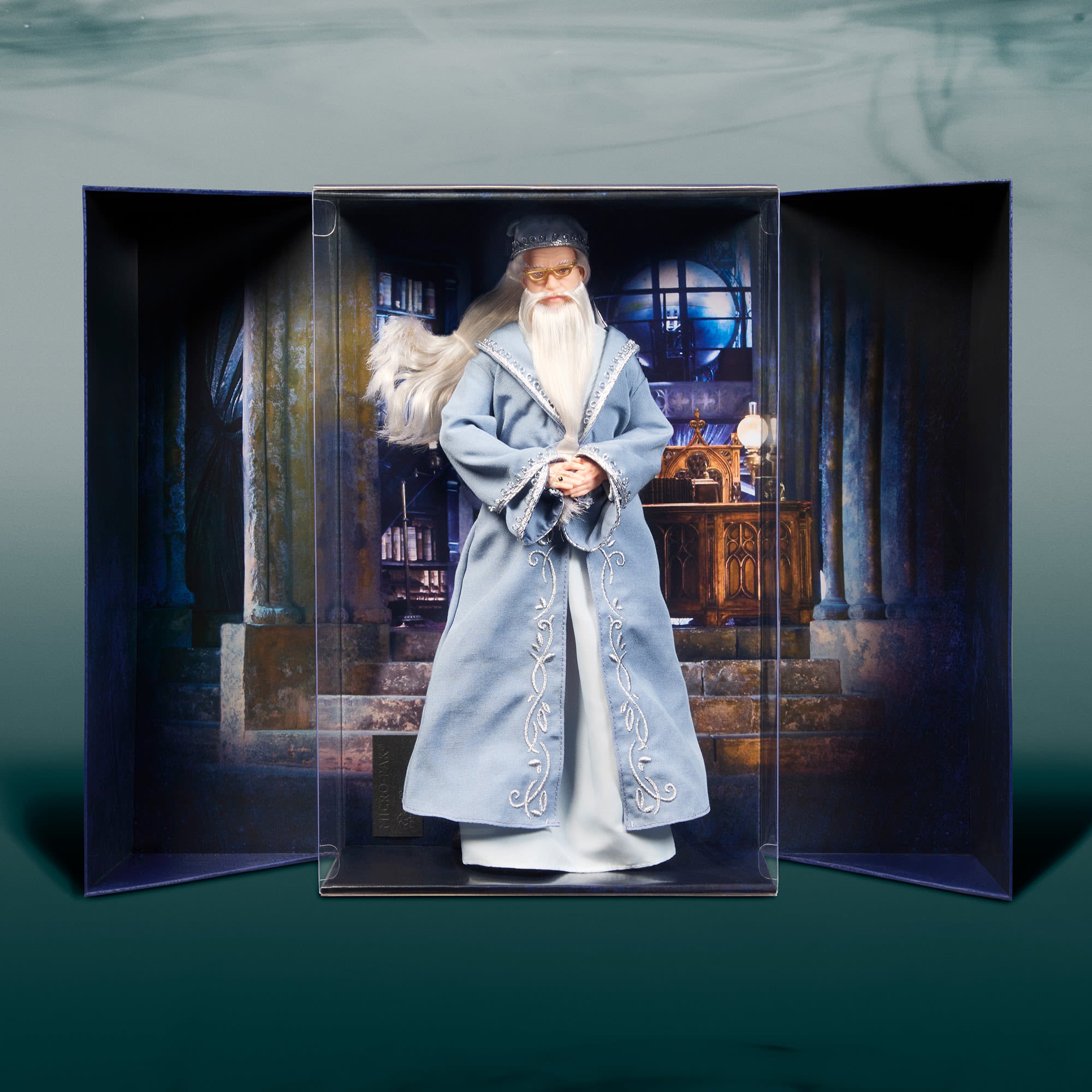 Harry Potter Design Collection – Albus Dumbledore Doll - Image 9