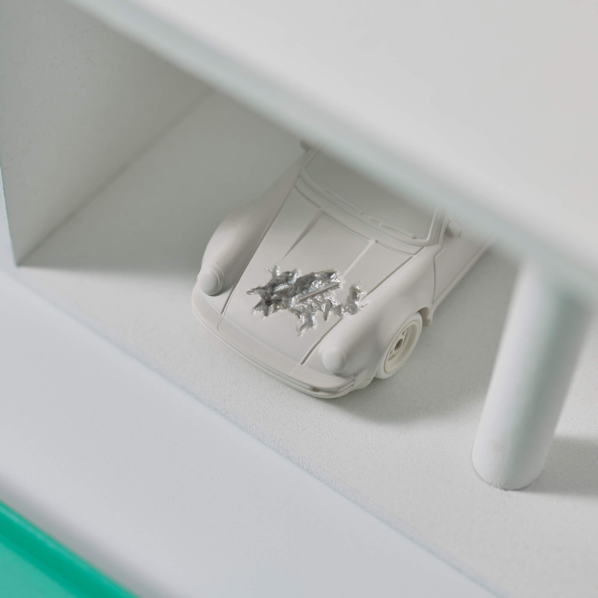 Hot Wheels x Daniel Arsham Eroded Porsche 930 and Rally Case - Image 9