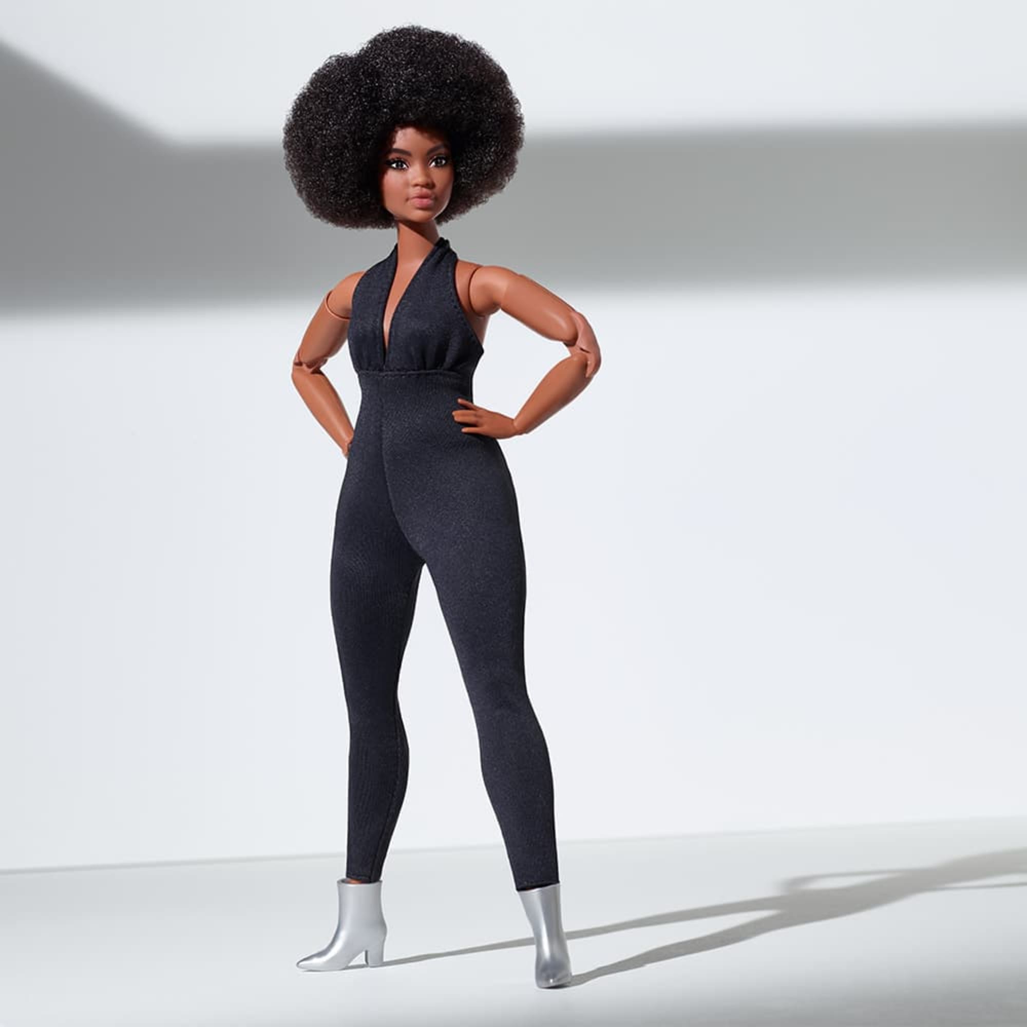Barbie Looks Doll (Curvy. Brunette) - Image 2