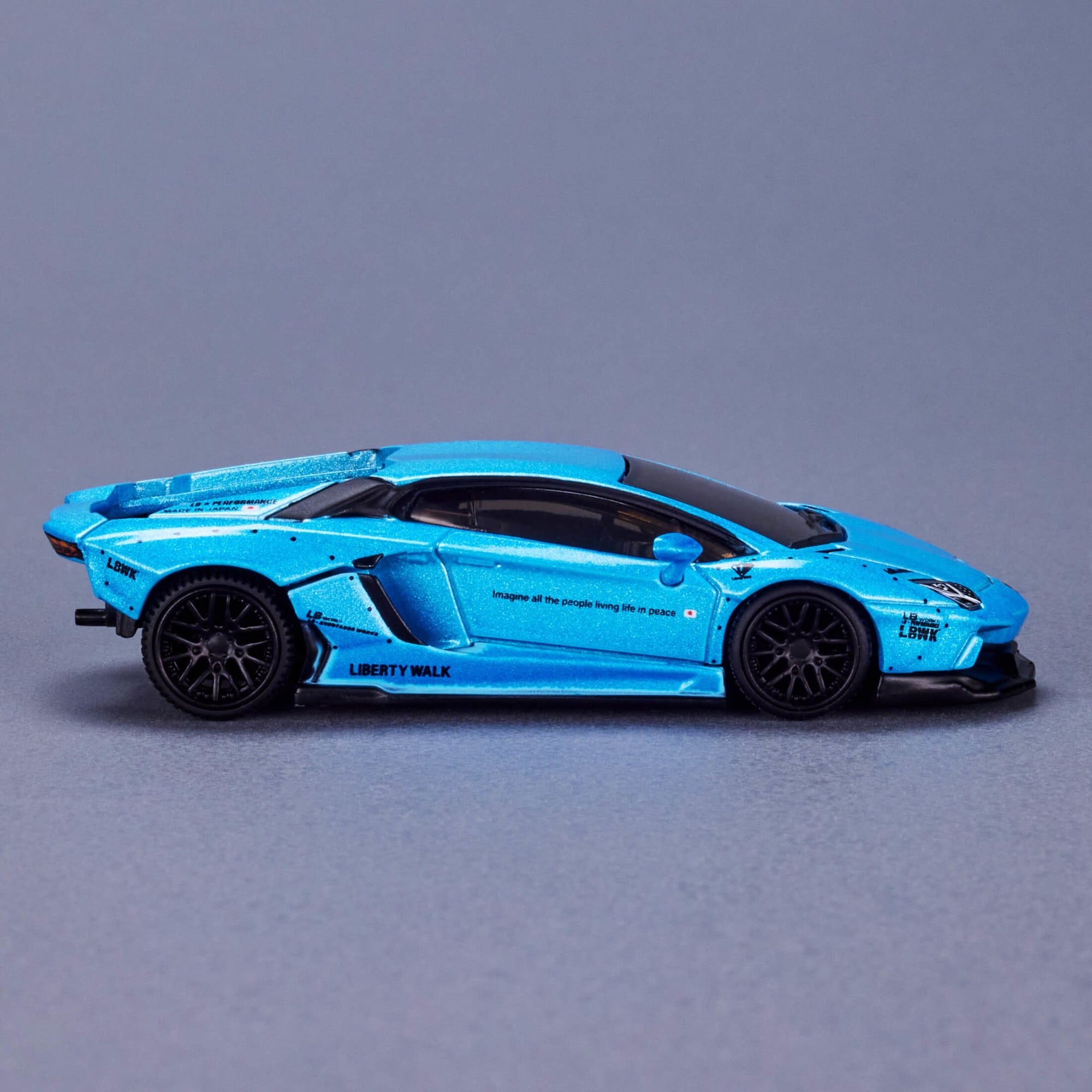 Elite 64 Series LBWK Lamborghini Aventador LP 700-4 - Image 5