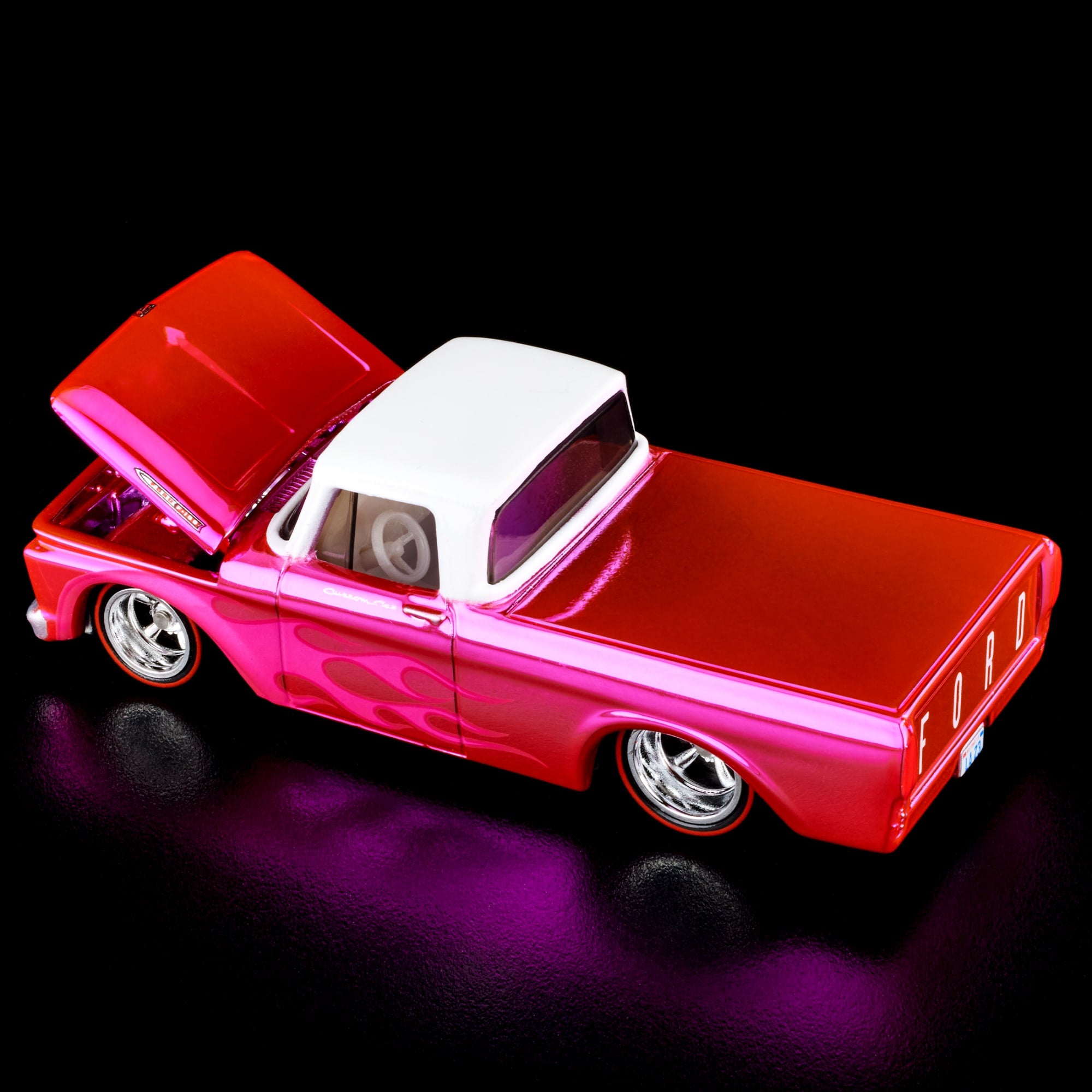 Hot Wheels RLC Exclusive Pink Edition 1962 Ford F100 - Image 13