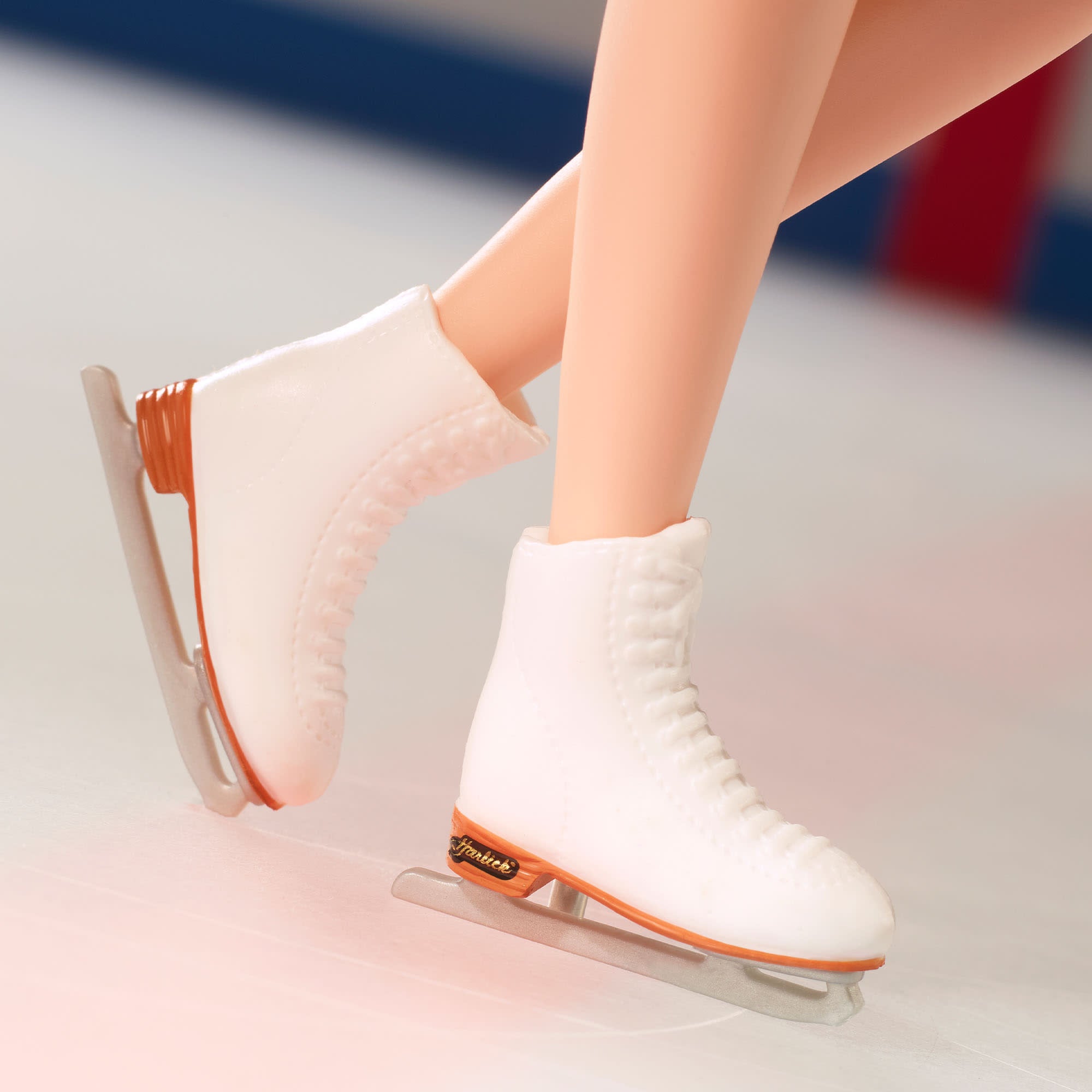 Barbie Inspiring Women Kristi Yamaguchi Doll - Image 7