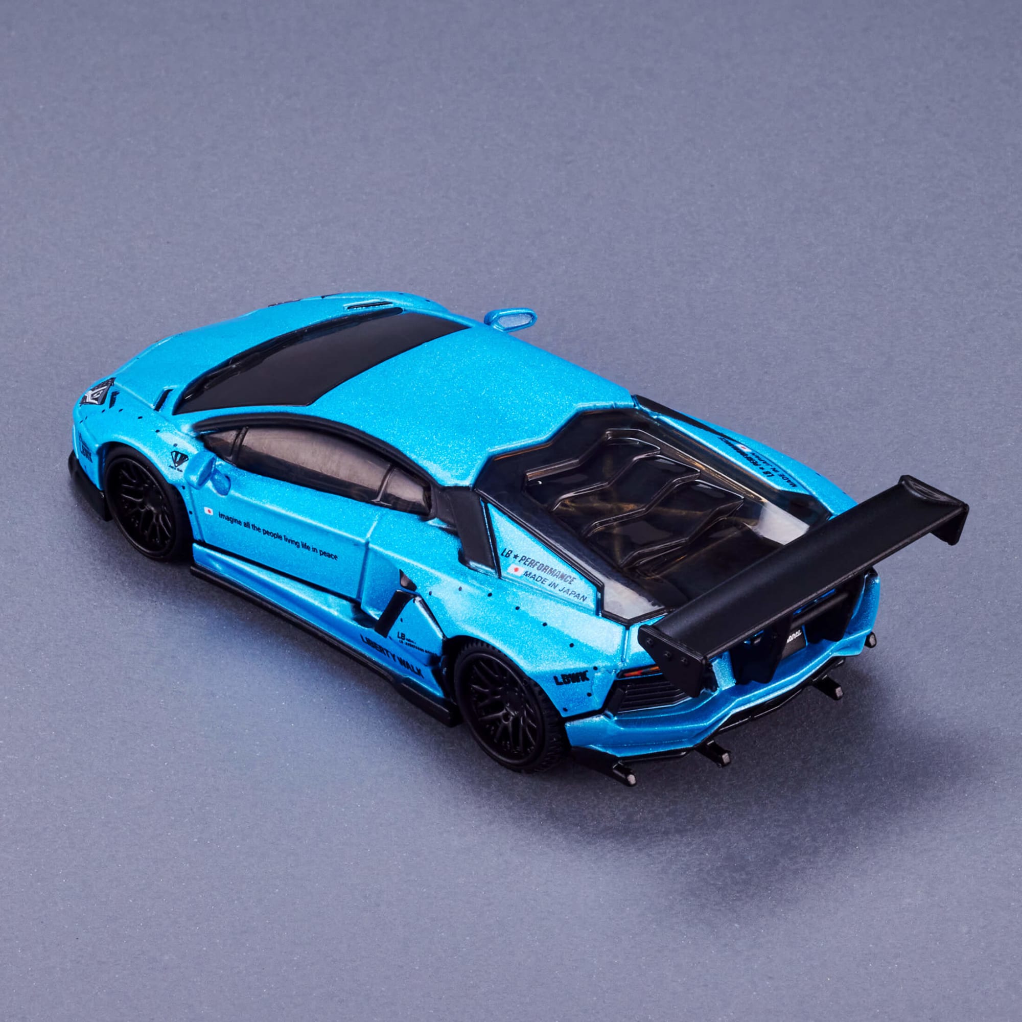 Elite 64 Series LBWK Lamborghini Aventador LP 700-4 - Image 3