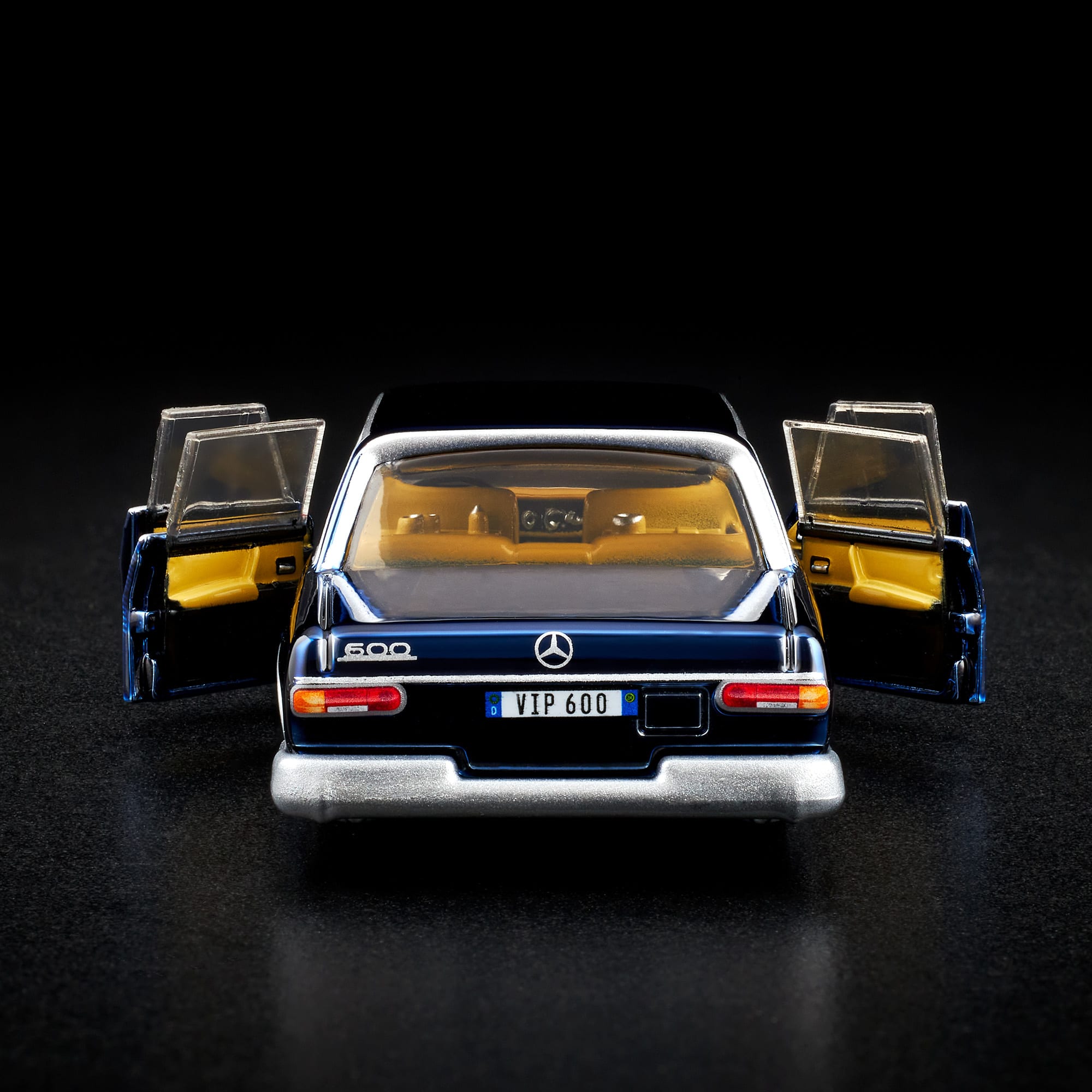 Hot Wheels RLC Exclusive 1964 Mercedes-Benz 600 - Image 16