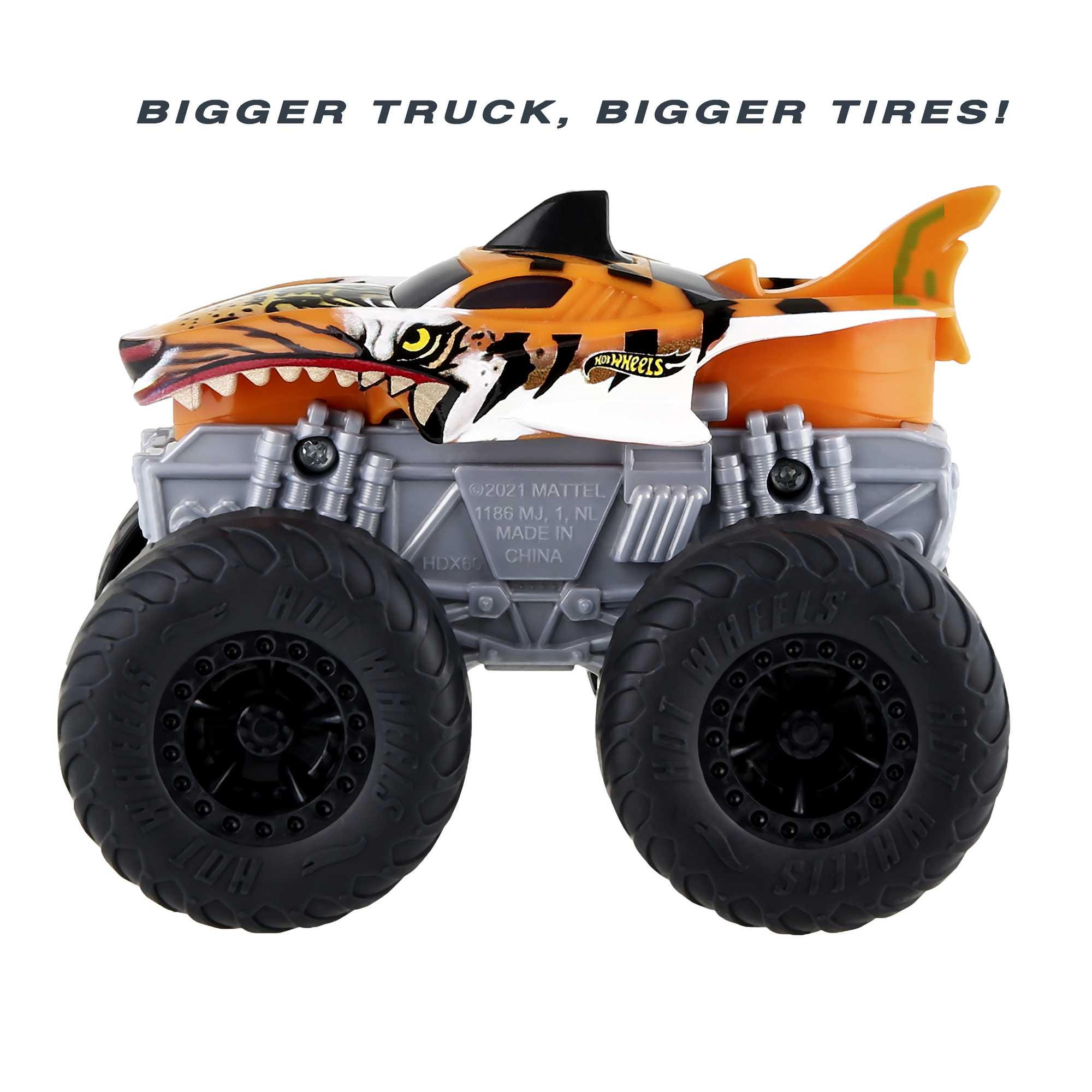 Hot Wheels Monster Trucks Roarin' Wreckers Tiger Shark - Image 4