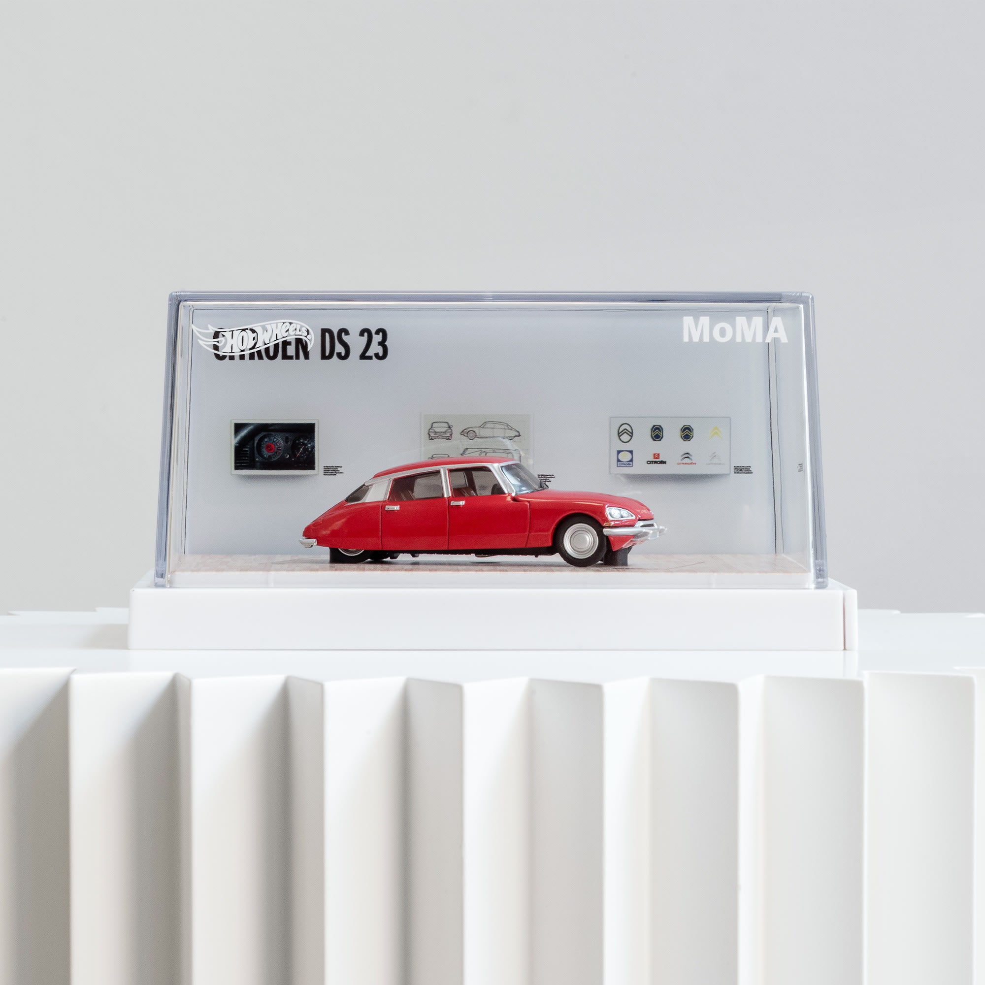 Hot Wheels x MoMA Citroën DS 23 Sedan - Image 3