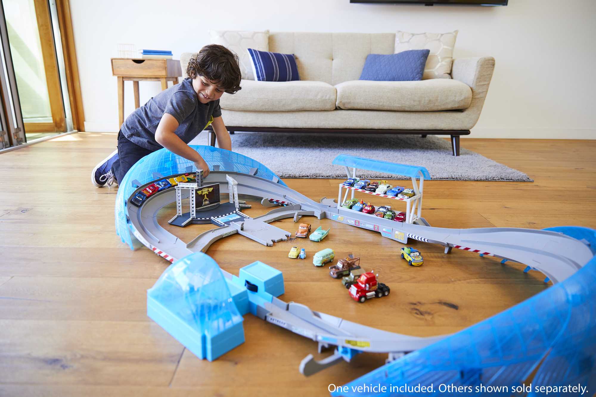Disney And Pixar Cars Ultimate Florida Speedway Track Set With 1 Car - Image 2