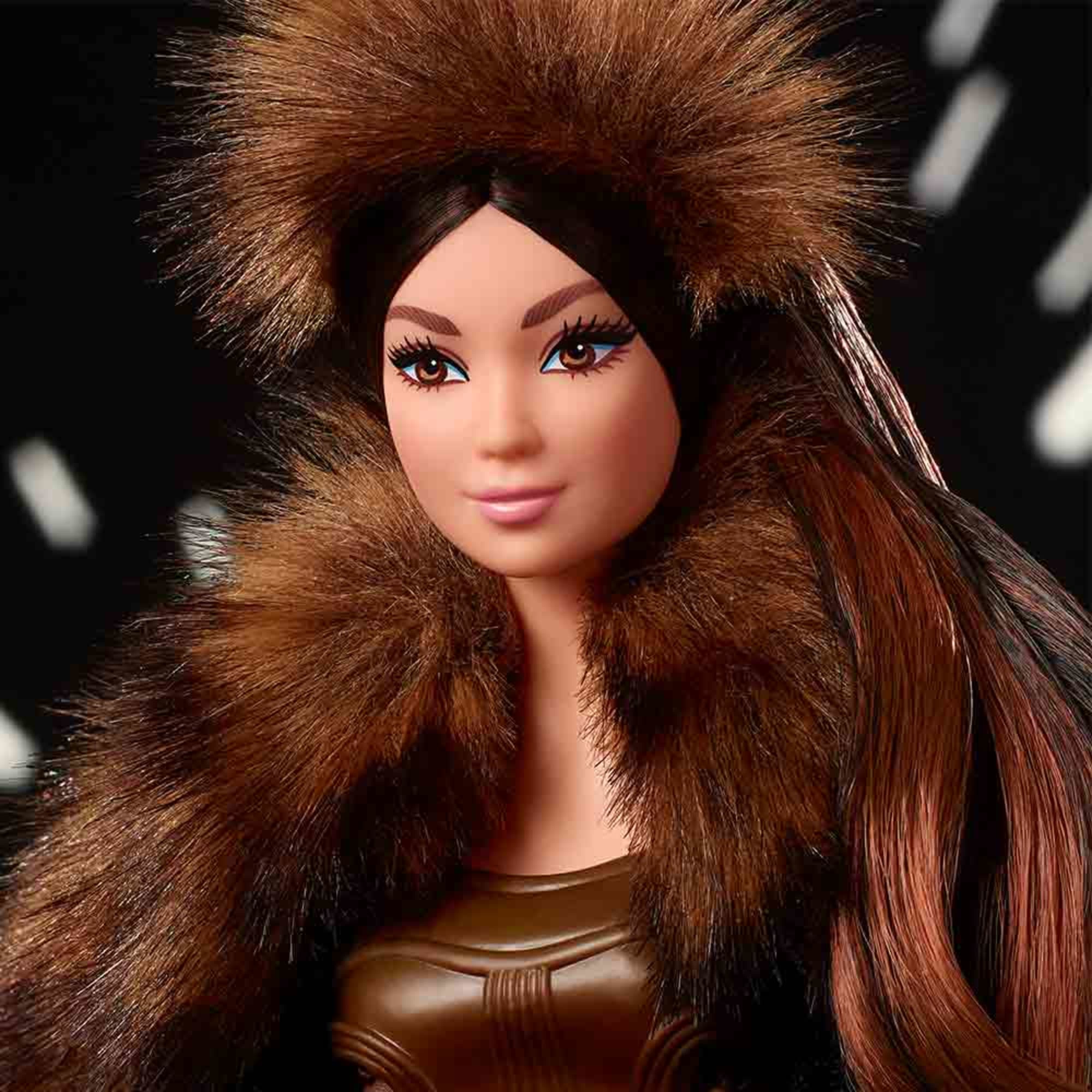 Star Wars Chewbacca x Barbie Doll - Image 4