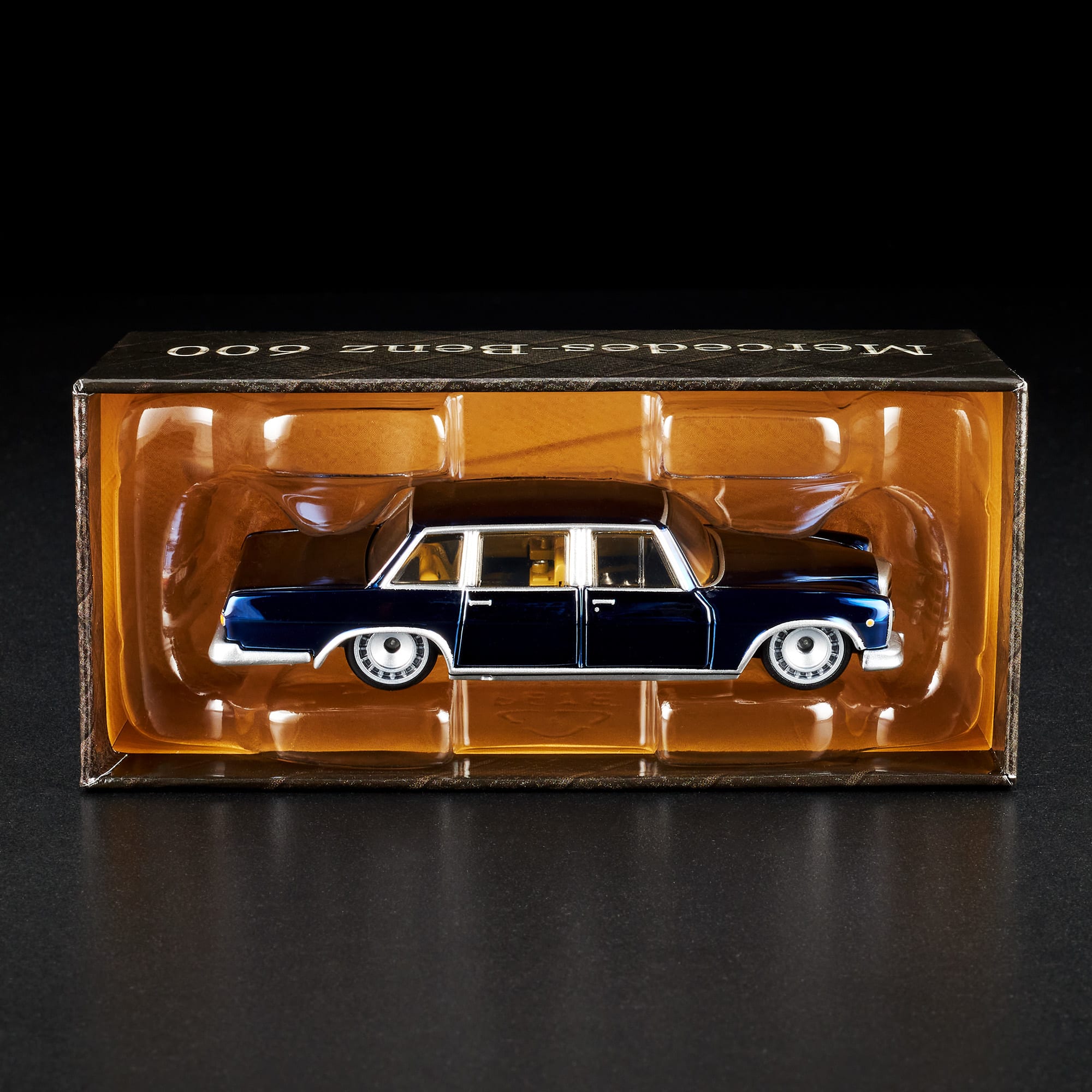 Hot Wheels RLC Exclusive 1964 Mercedes-Benz 600 - Image 24
