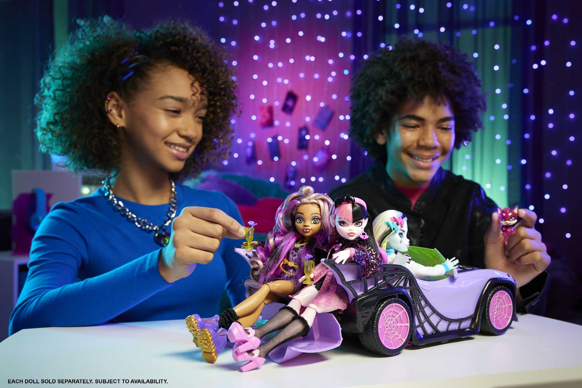 Monster High Toy Car. Ghoul Mobile With Pet And Cooler Accessories - Image 2