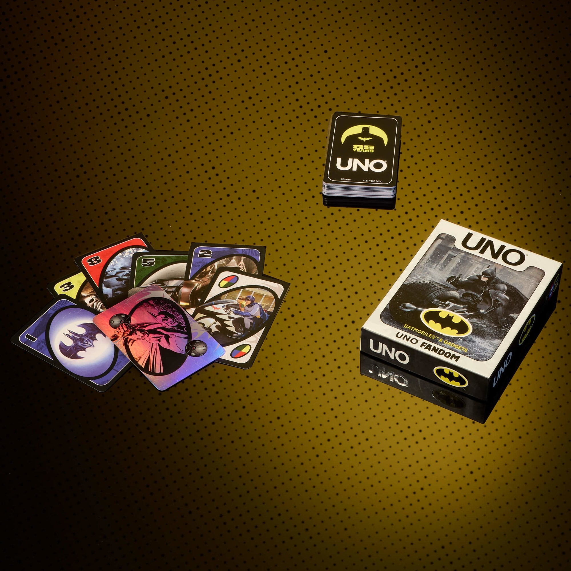 UNO Fandom Batman: Batmobiles & Gadgets Deck - Image 2