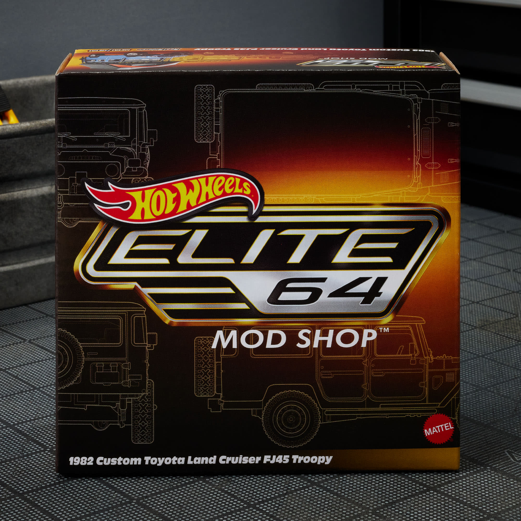Hot Wheels Elite 64 Mod Shop 1982 Custom Toyota Land Cruiser FJ45 Troopy - Image 25