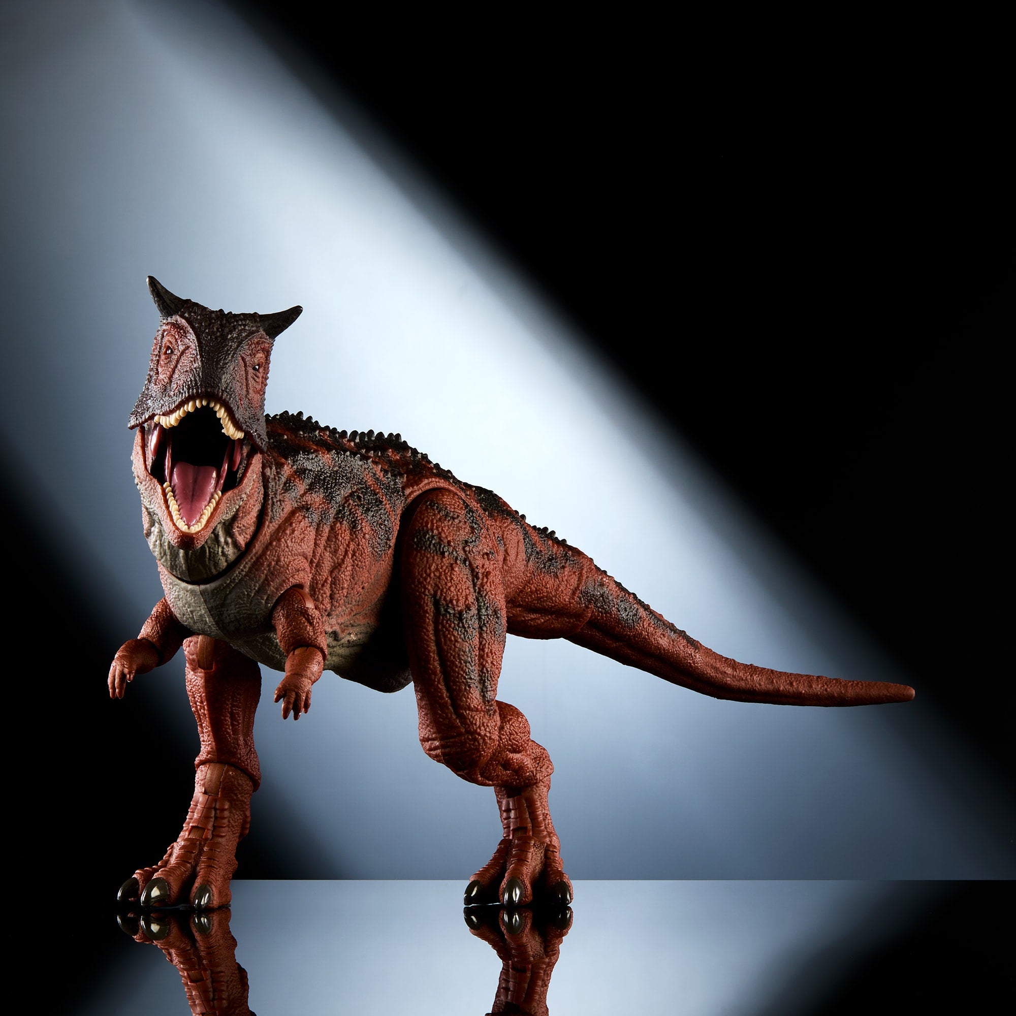 Jurassic World Hammond Collection Fallen Kingdom Carnotaurus Dinosaur Action Figure - Image 2