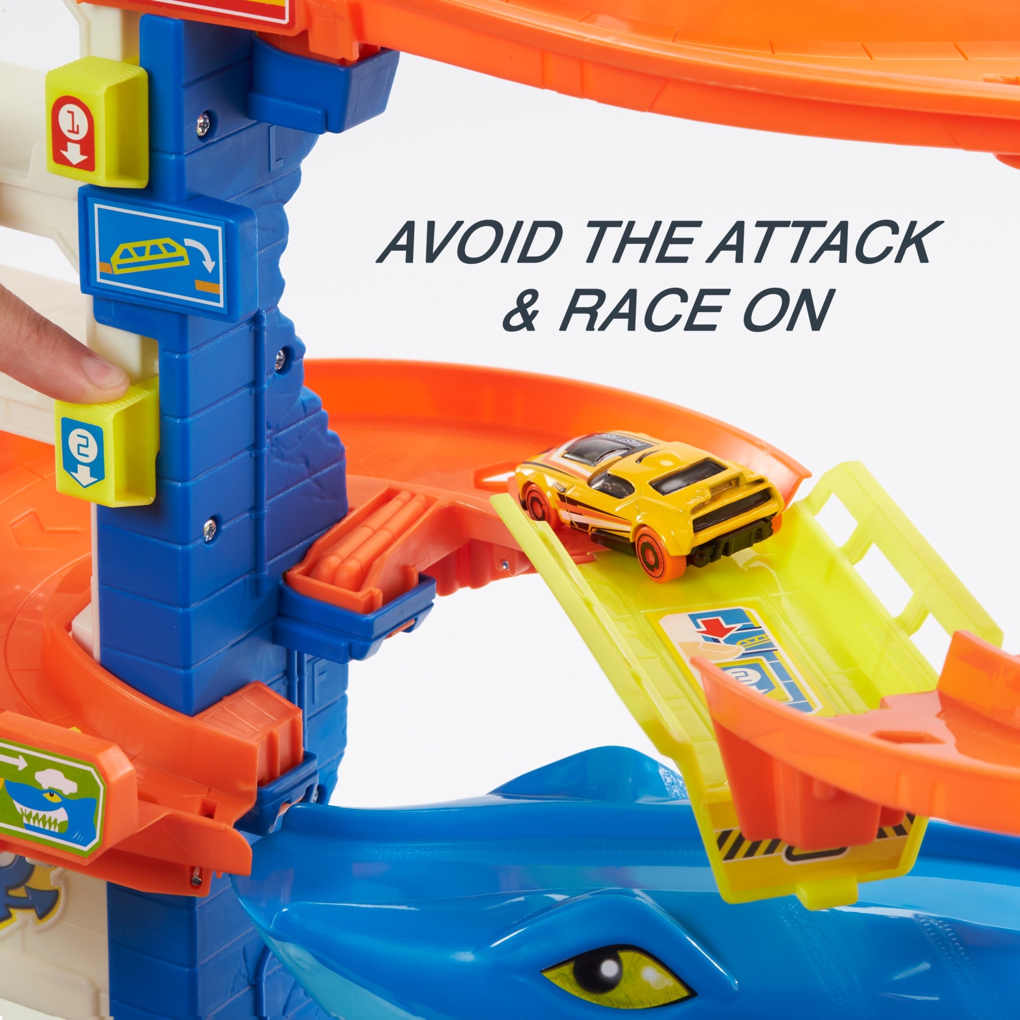 Hot Wheels Attacking Shark Escape Playset - Image 4