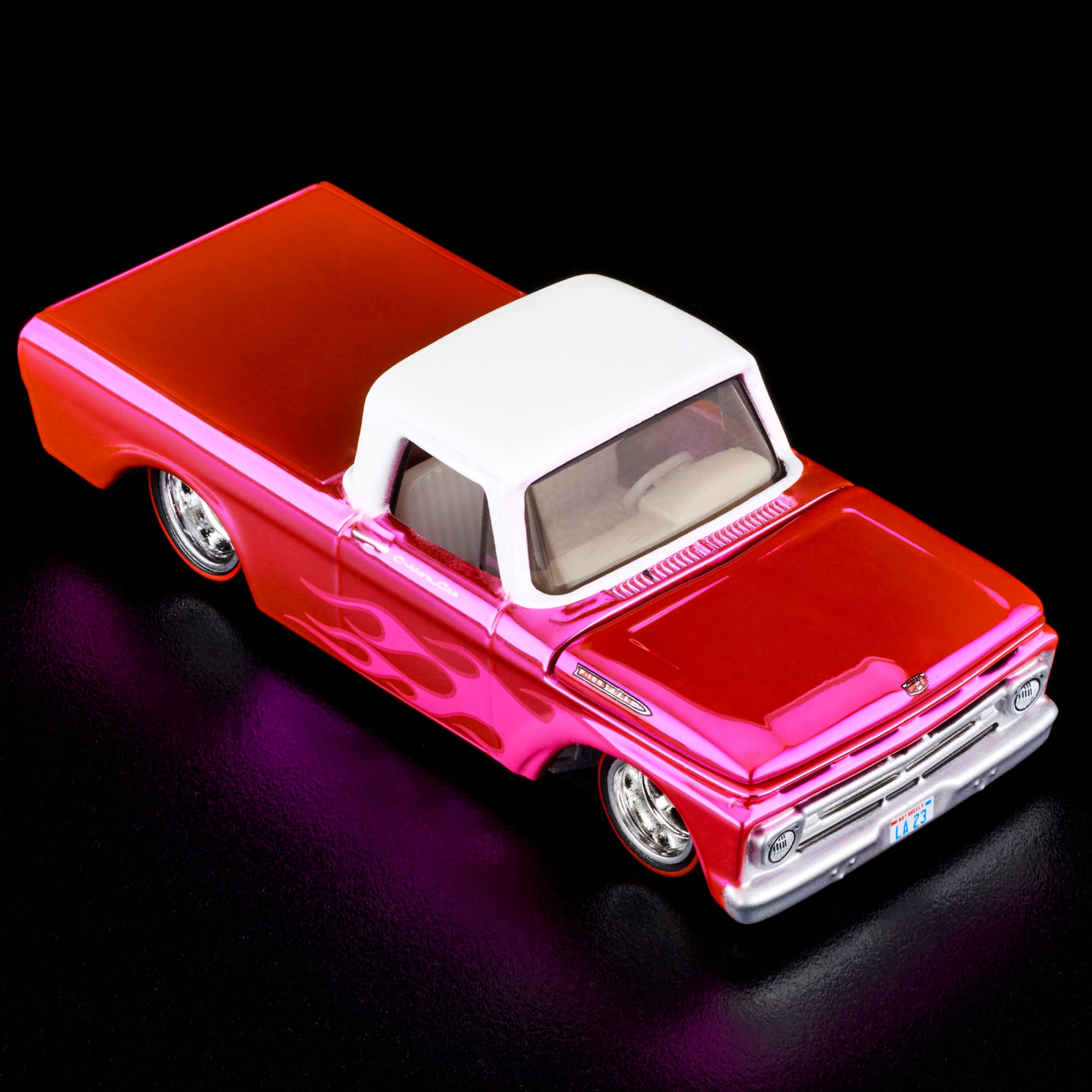 Hot Wheels RLC Exclusive Pink Edition 1962 Ford F100 - Image 16