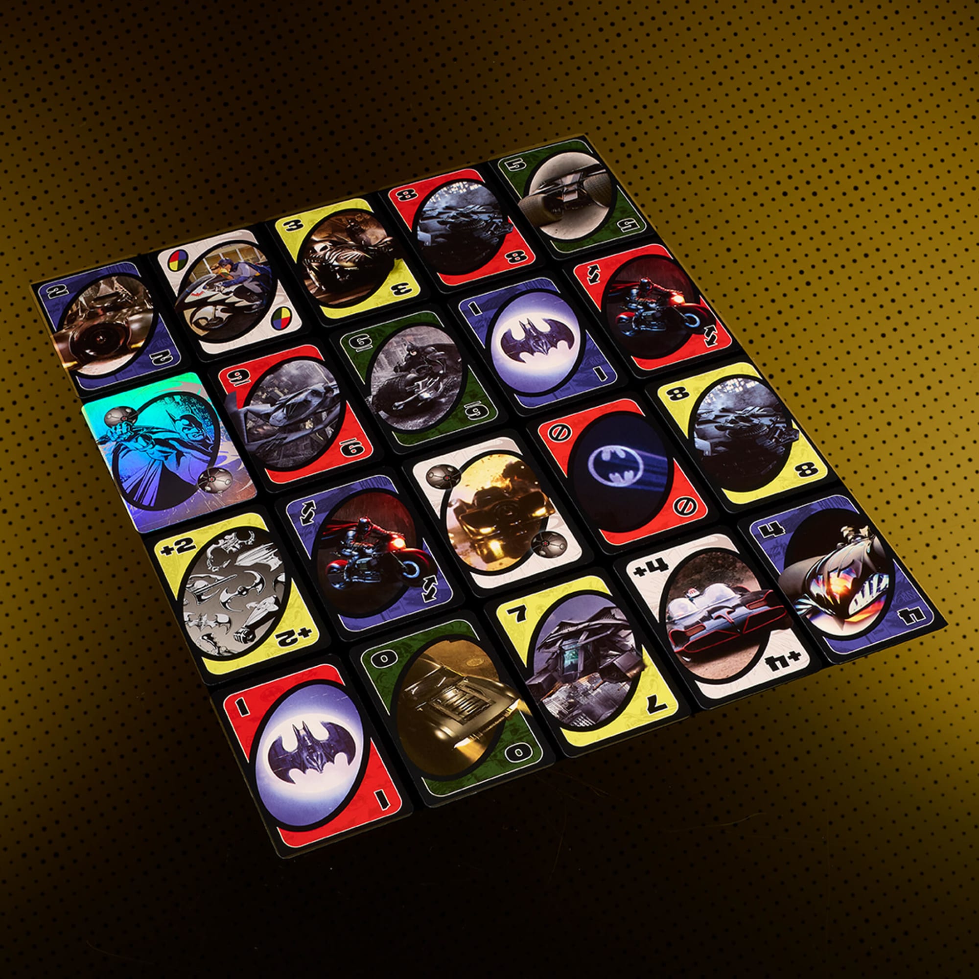 UNO Fandom Batman: Batmobiles & Gadgets Deck - Image 4