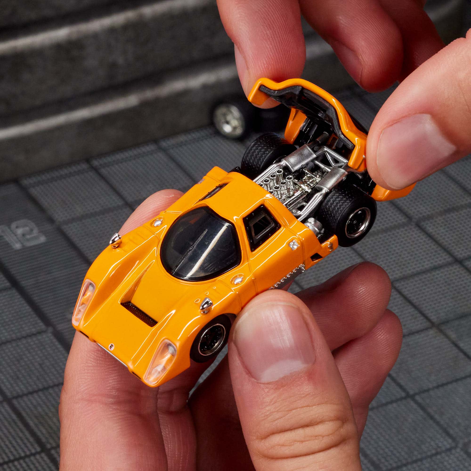 Hot Wheels Elite 64 McLaren M6GT - Image 14