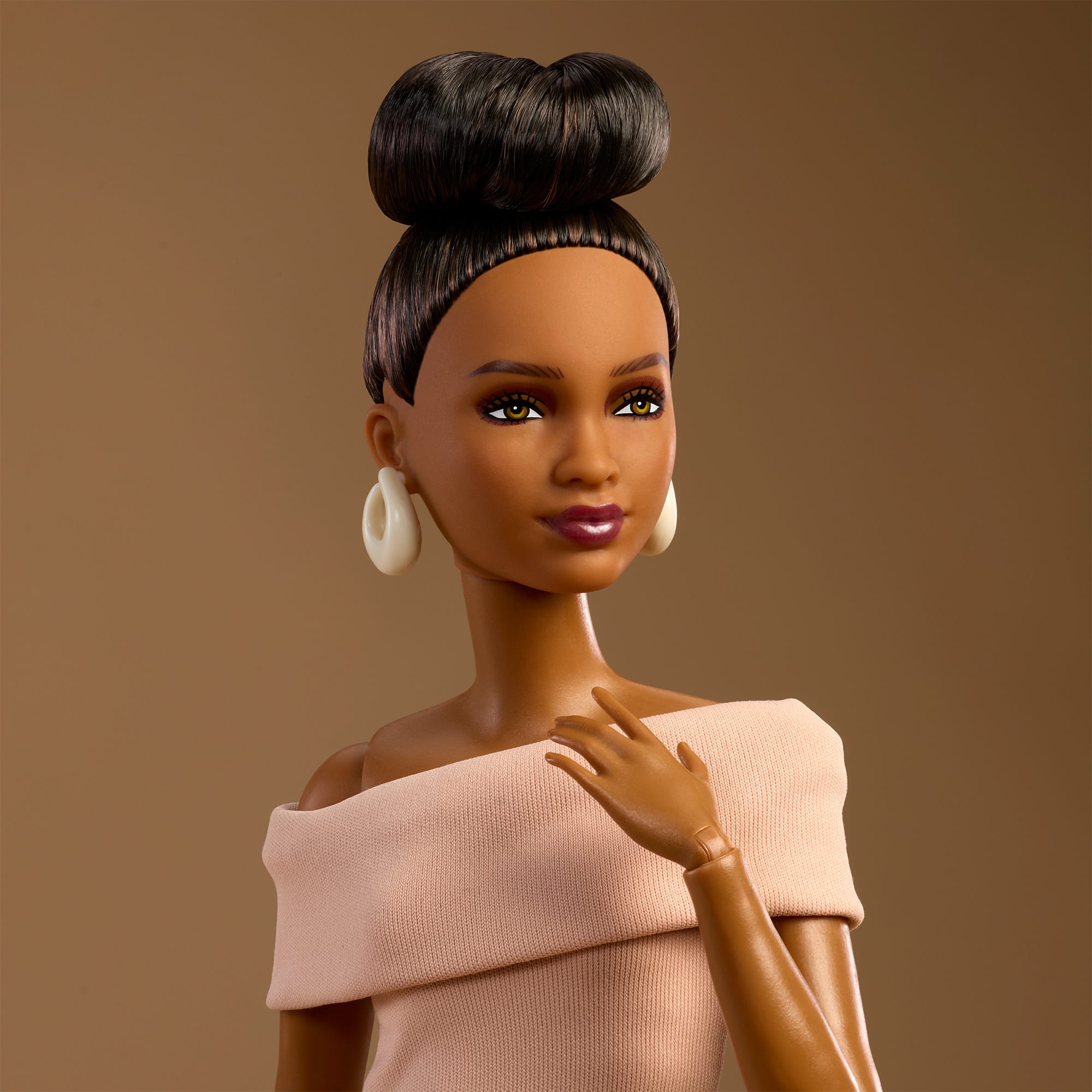 Barbie Basics 2026 Neutrals Series. Model 08 - Image 3