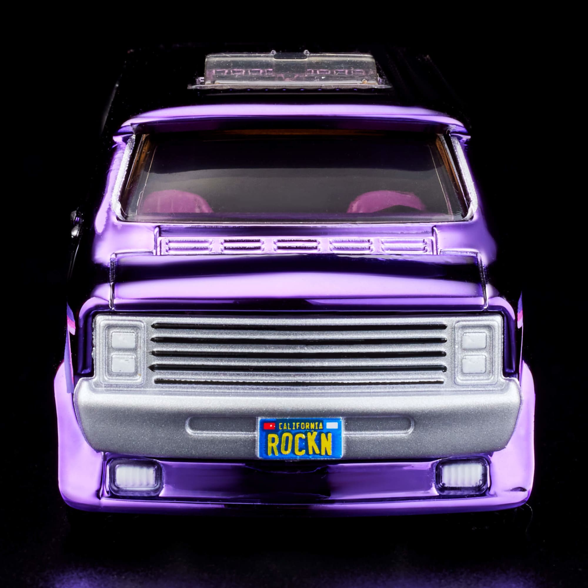 Hot Wheels RLC Exclusive '70s Dodge Tradesman Van - Image 6