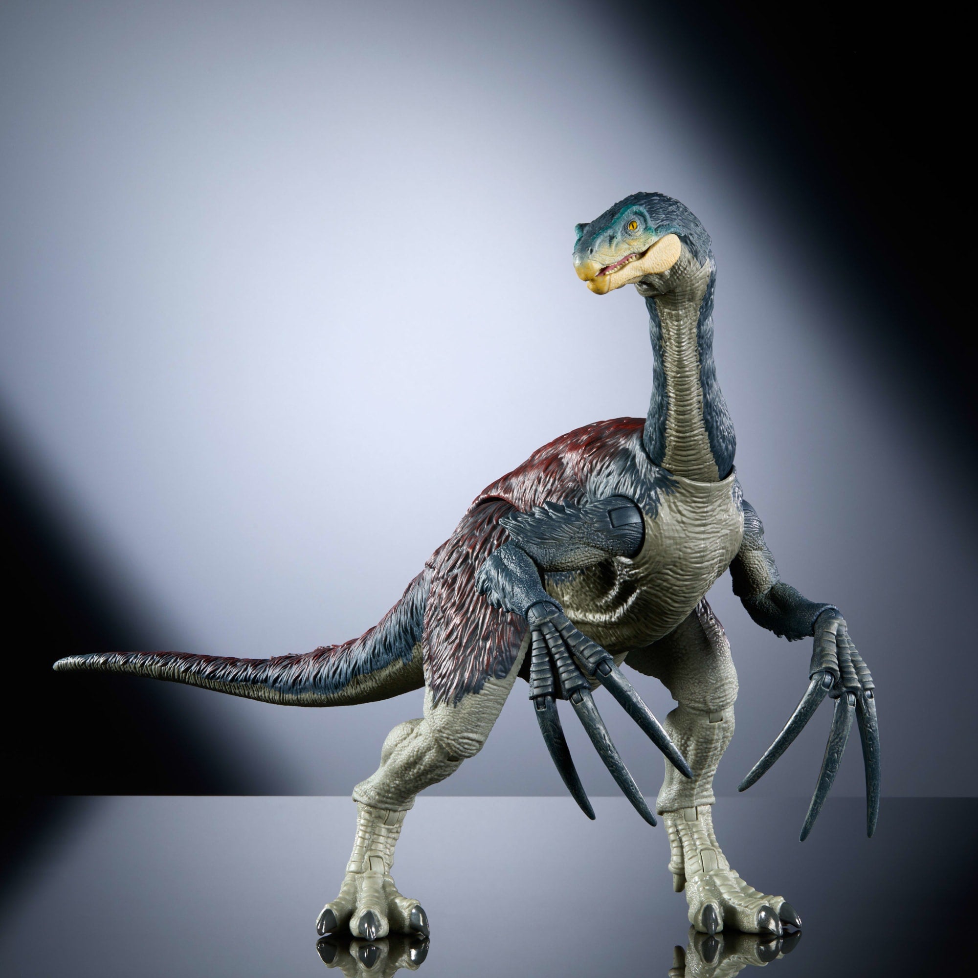 Jurassic World Dominion Hammond Collection Therizinosaurus - Image 5
