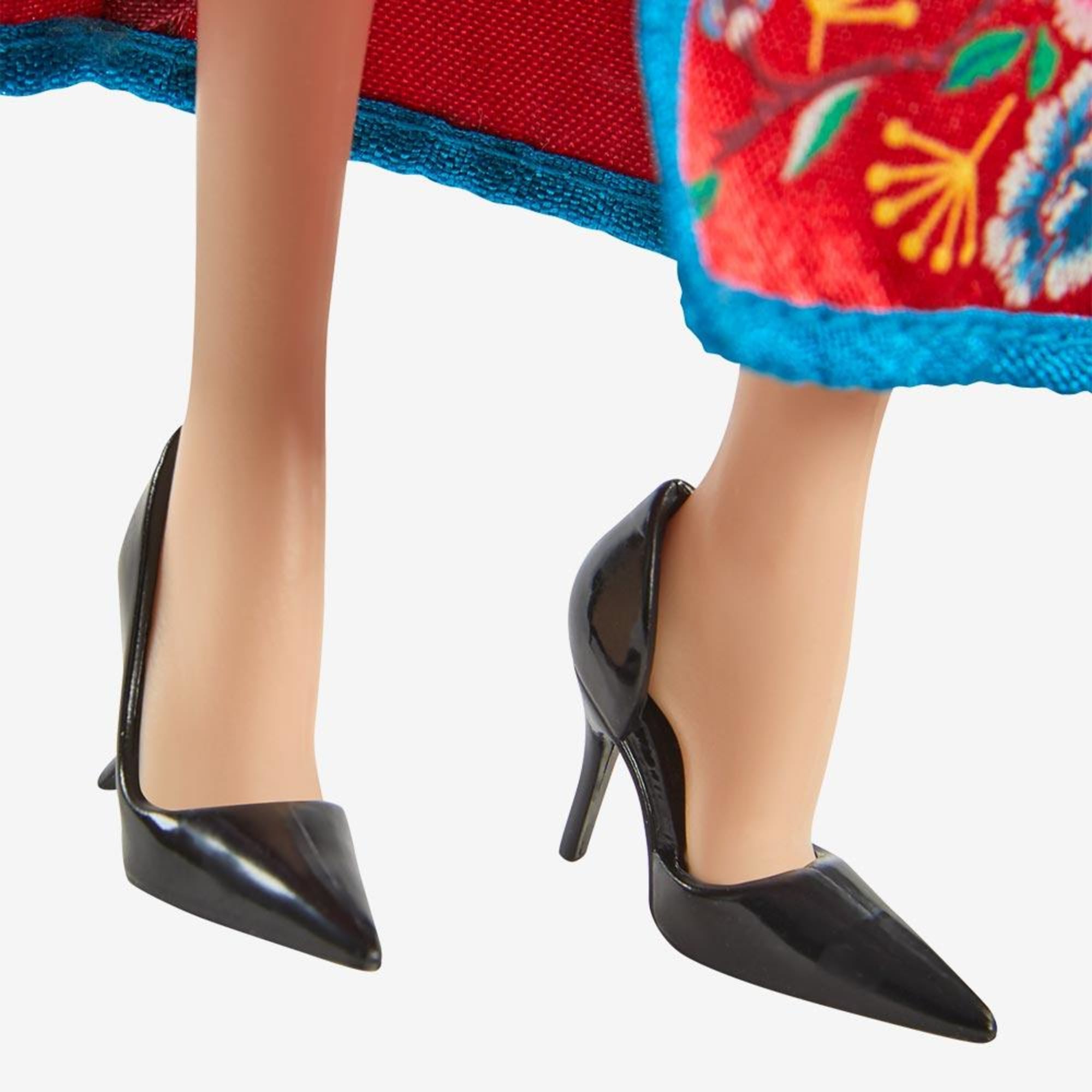 Barbie Lunar New Year Doll - Image 5