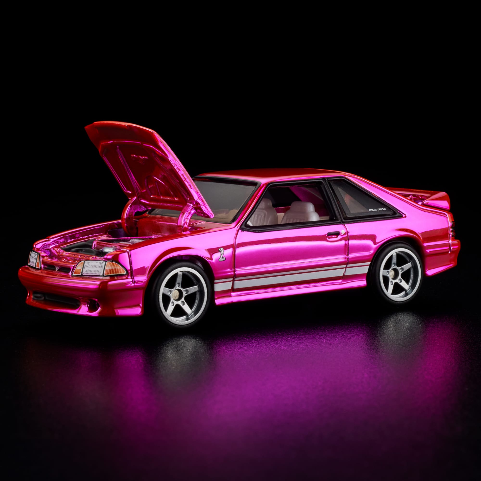 Hot Wheels RLC Exclusive Pink Edition 1993 Ford Mustang Cobra R - Image 9