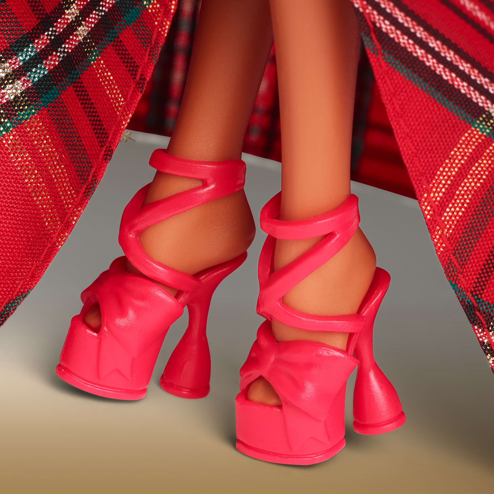 2024 Barbie Holiday Doll - Image 6