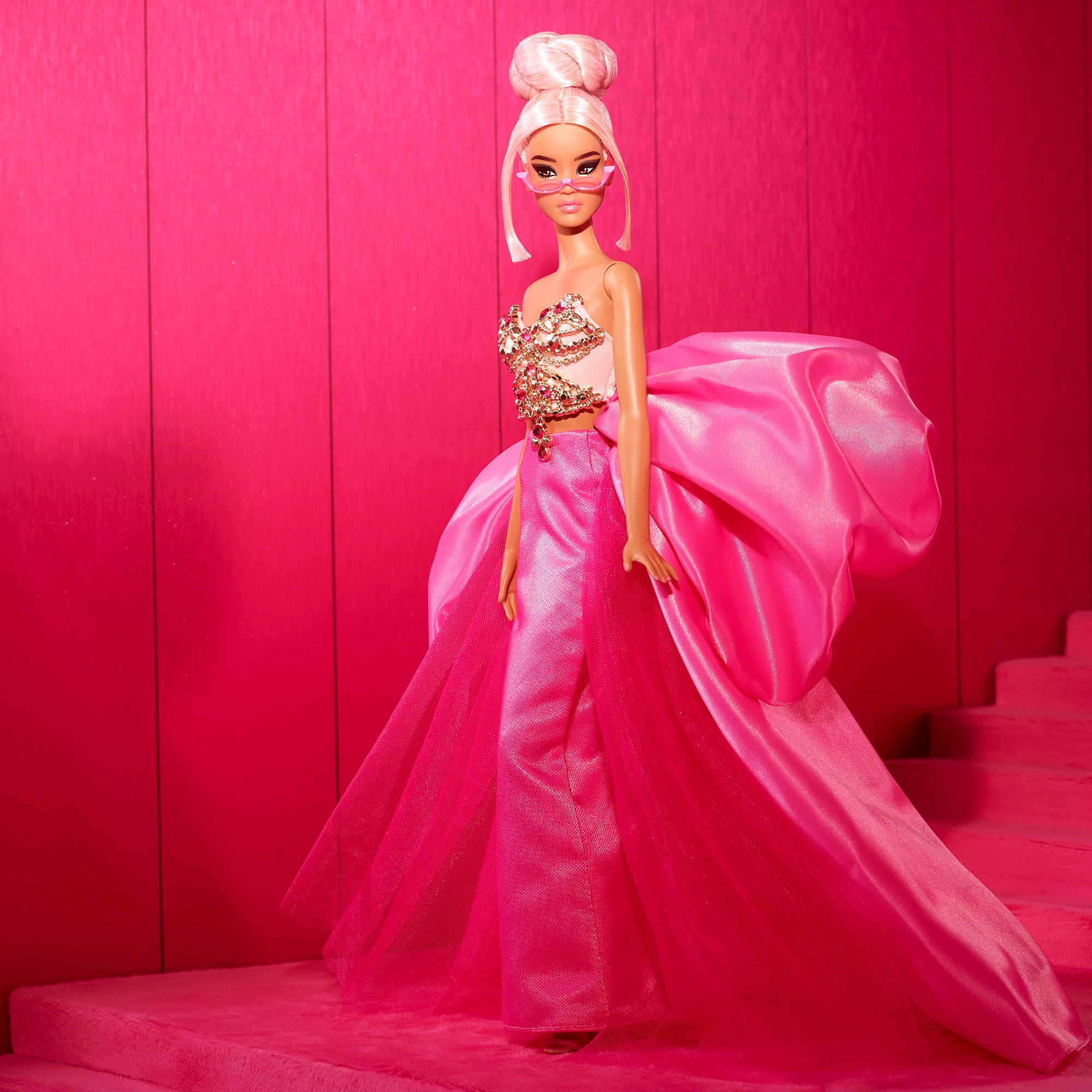 Barbie Pink Collection Doll 5 - Image 2