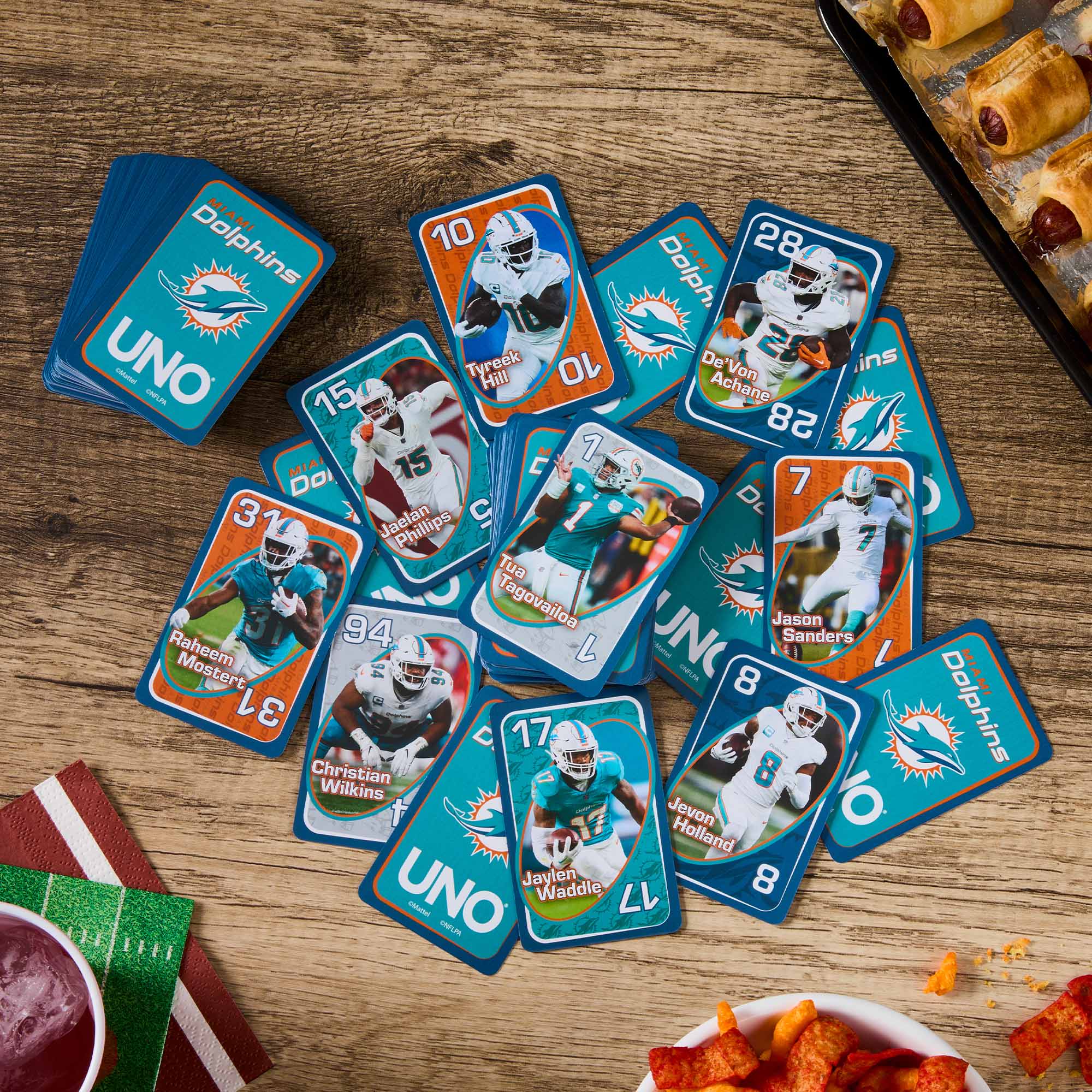 UNO Fandom NFL Miami Dolphins Game Deck - Image 5