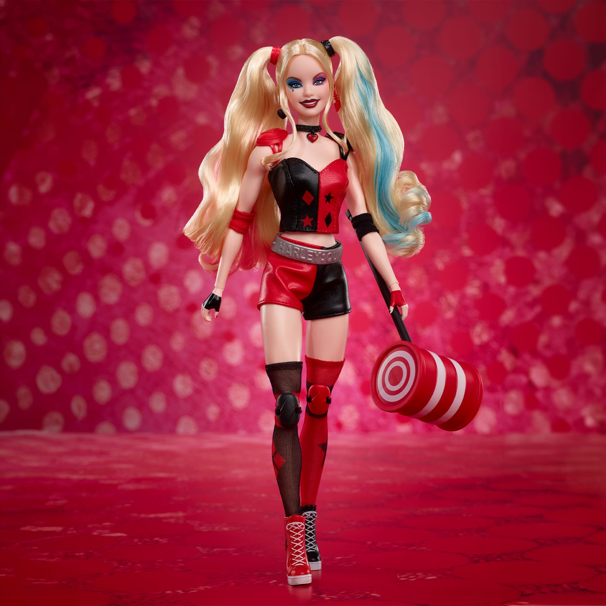 Harley Quinn Barbie Doll - Image 7