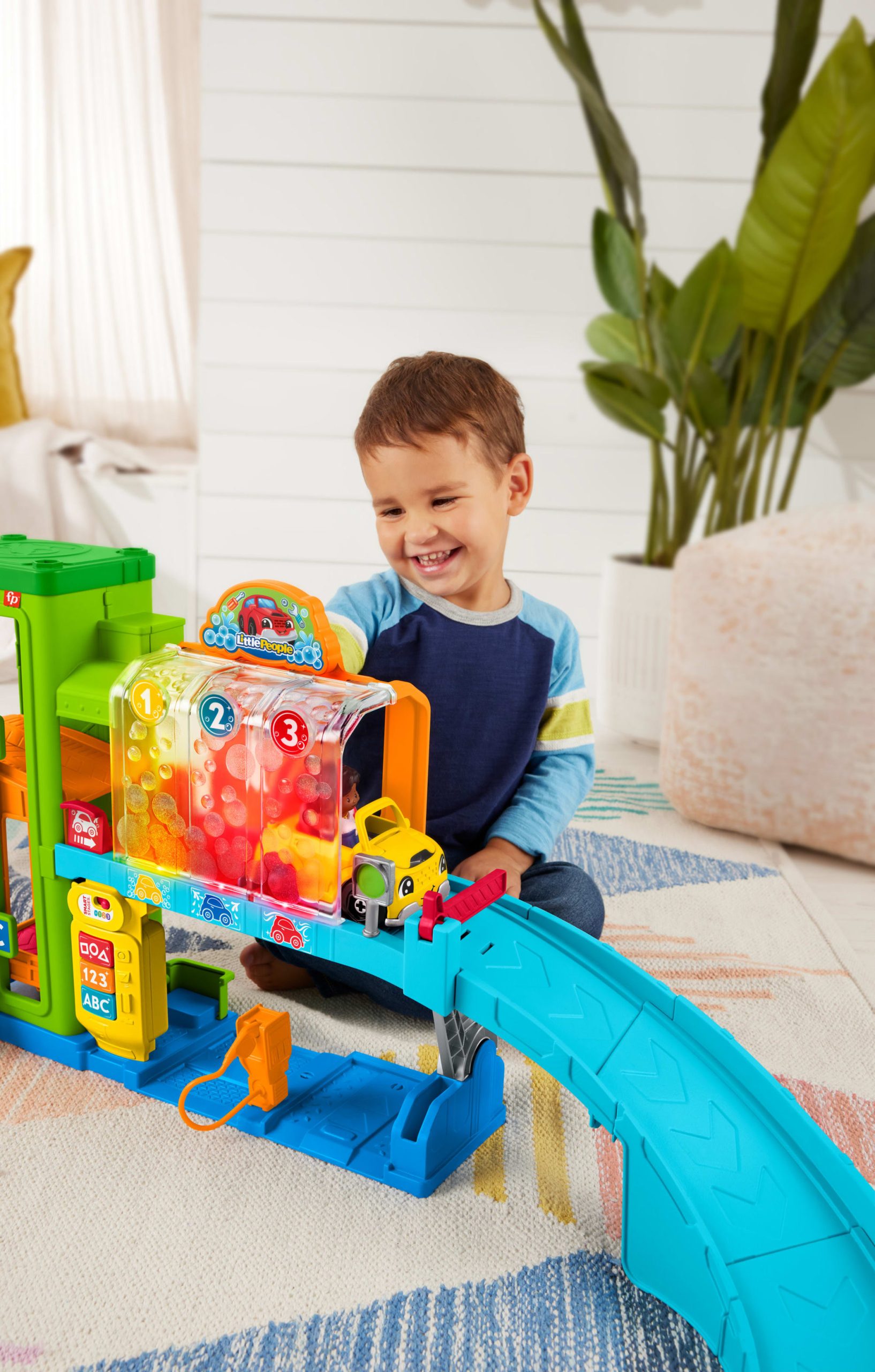 Fisher-Price Little People Coffret de Jeu Le Garage Lumineux - Image 2