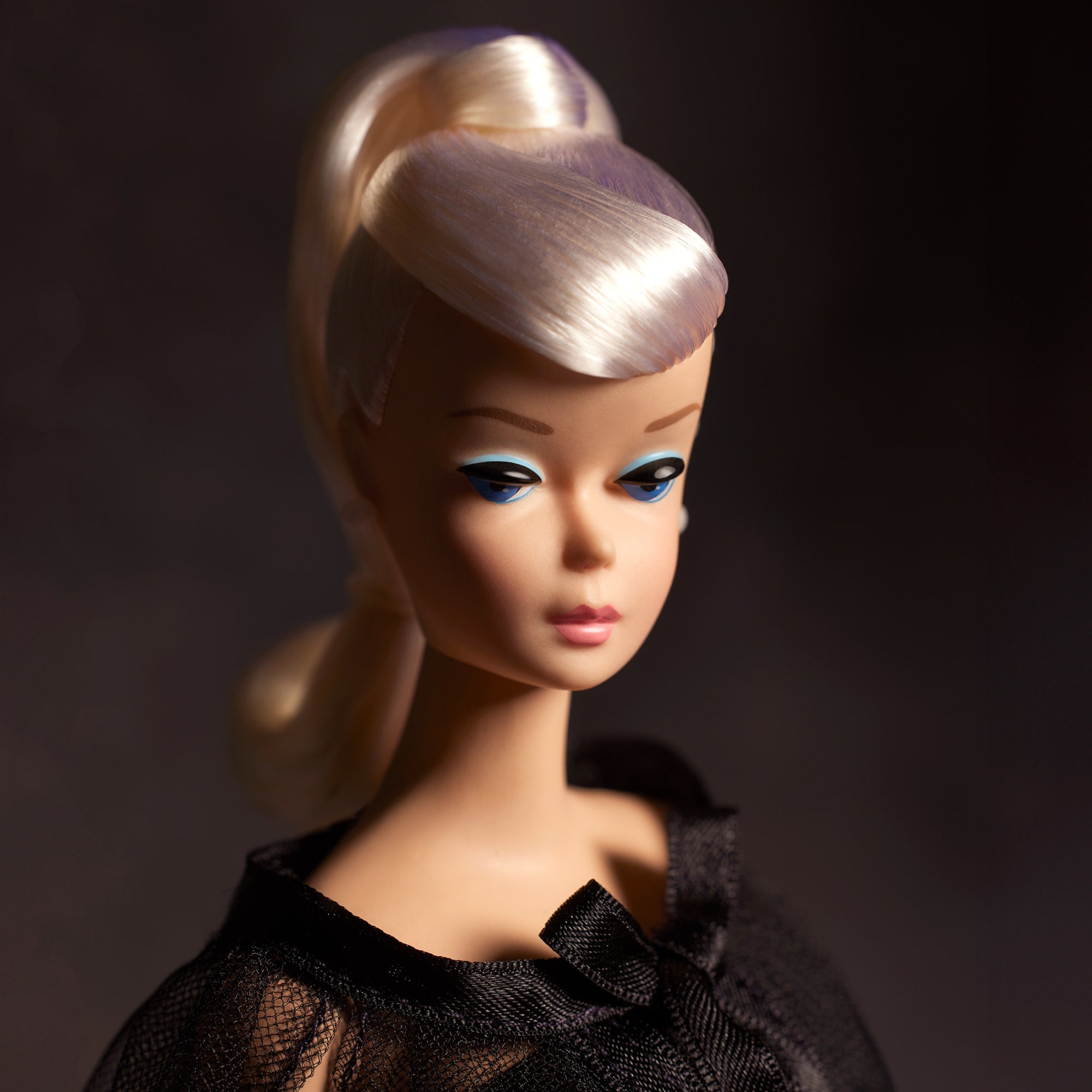 Swirl Pony Barbie Doll - Image 7