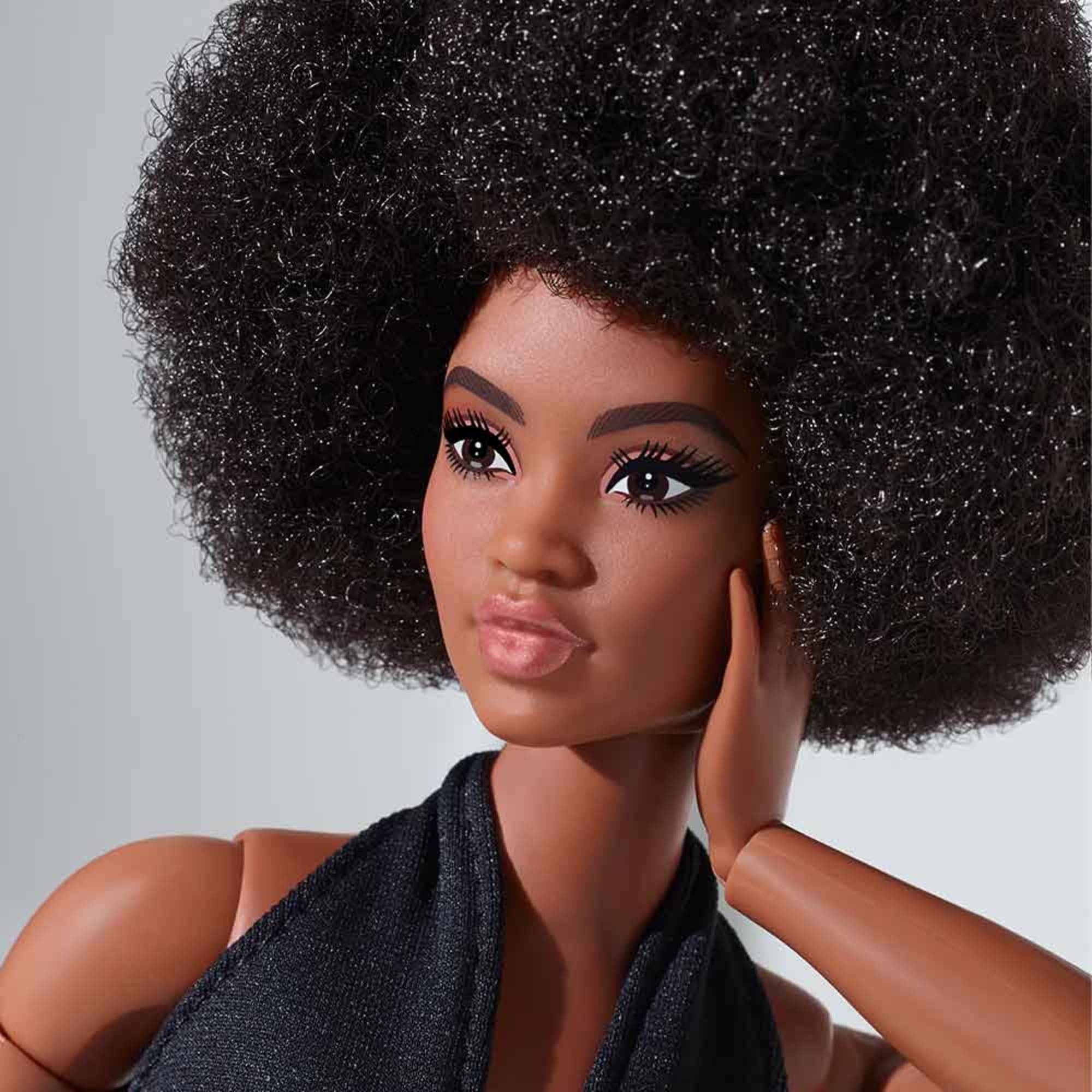 Barbie Looks Doll (Curvy. Brunette) - Image 9