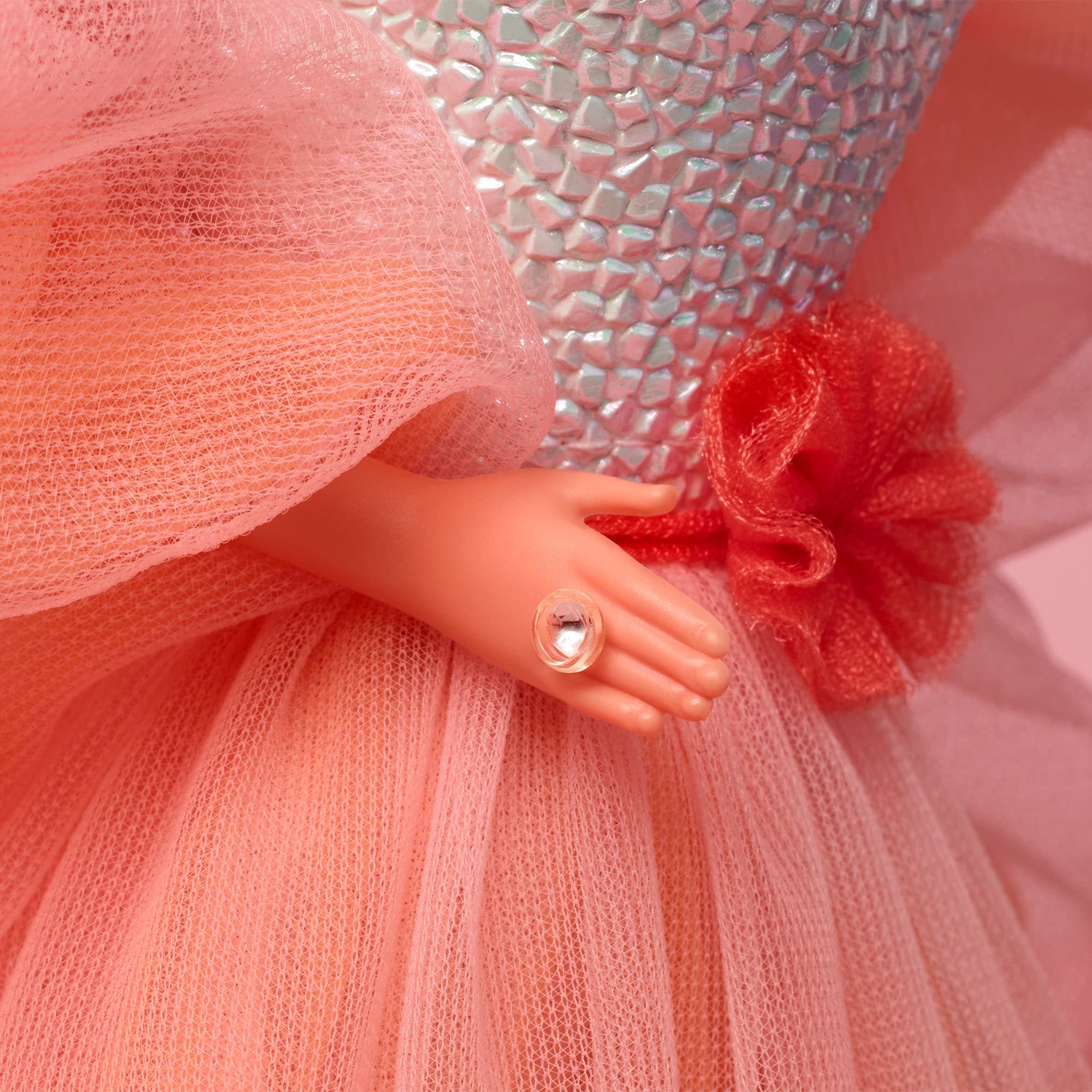 Peaches 'n Cream Barbie Doll. Blonde Hair - Image 6