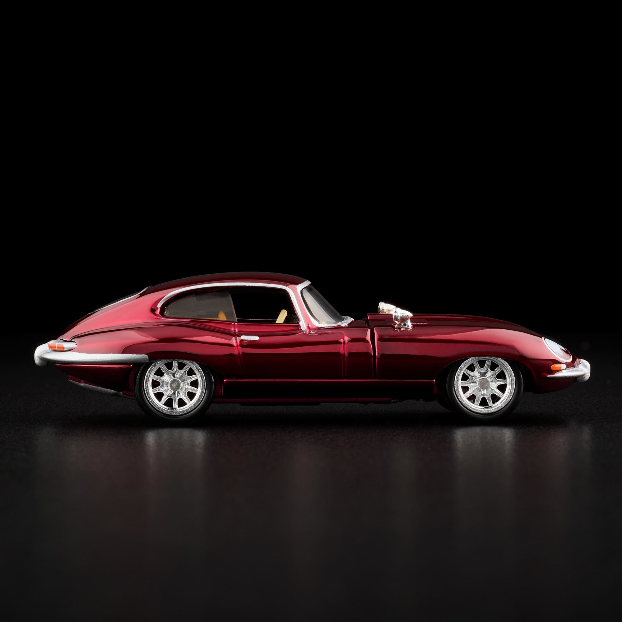 Hot Wheels RLC Exclusive 1964 Jaguar E-Type - Image 6