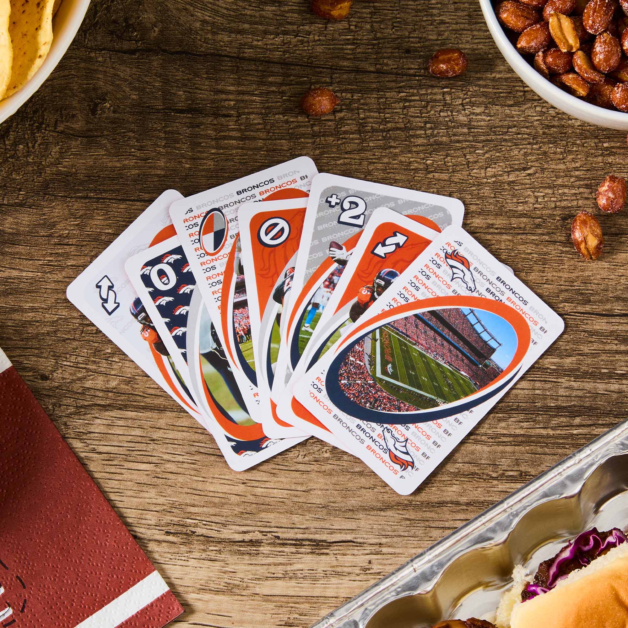 UNO Fandom NFL Denver Broncos Game Deck - Image 4